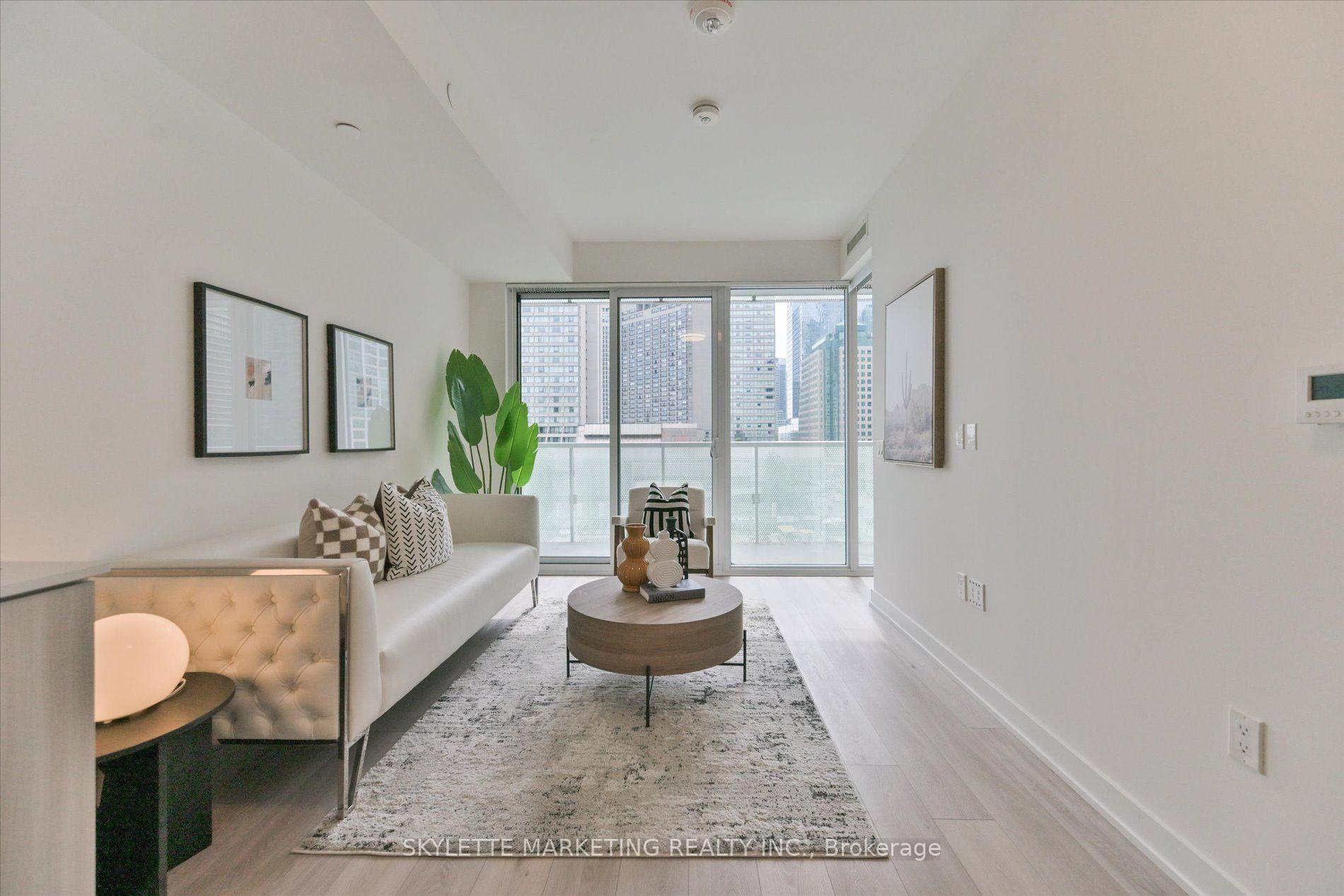 Photo 3 of Unit 617, 15 Queens Quay E, Toronto, Waterfront Communities — HOMEH