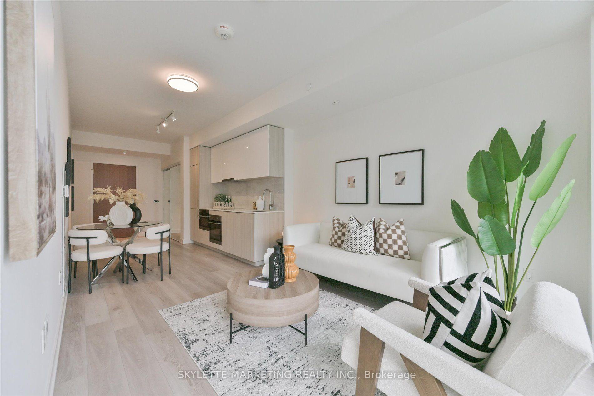 Photo 4 of Unit 617, 15 Queens Quay E, Toronto, Waterfront Communities — HOMEH