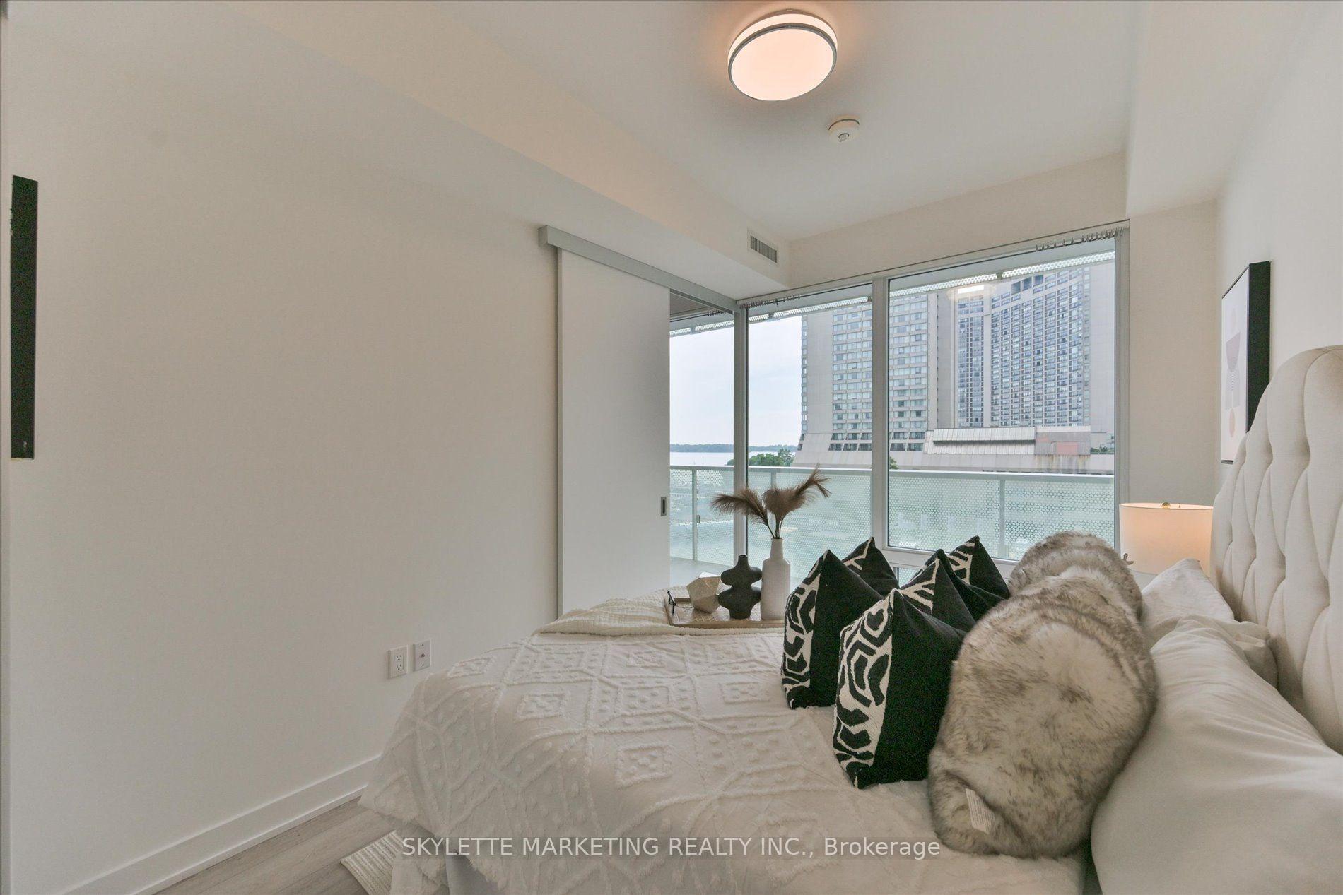 Photo 11 of Unit 617, 15 Queens Quay E, Toronto, Waterfront Communities — HOMEH