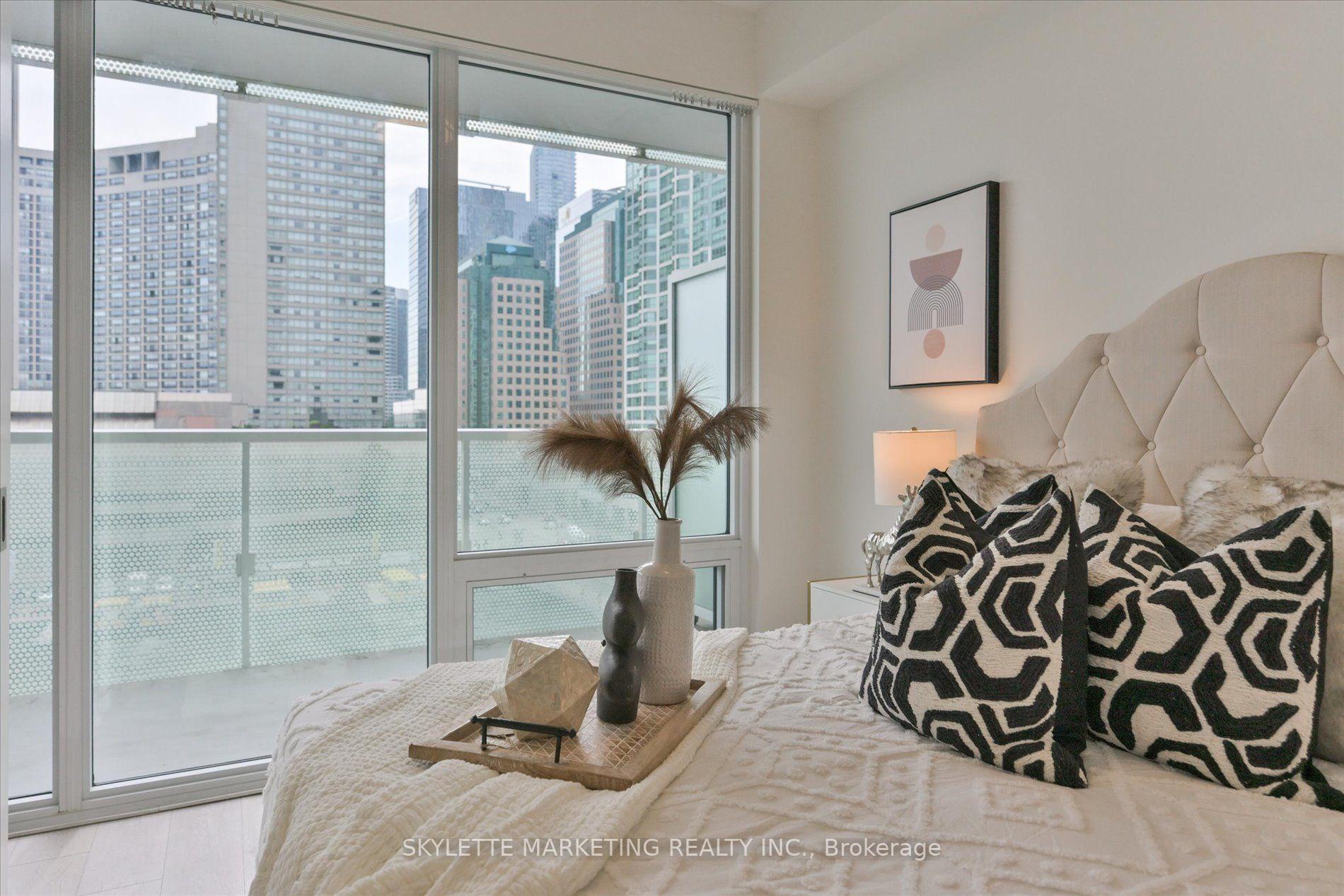 Photo 12 of Unit 617, 15 Queens Quay E, Toronto, Waterfront Communities — HOMEH