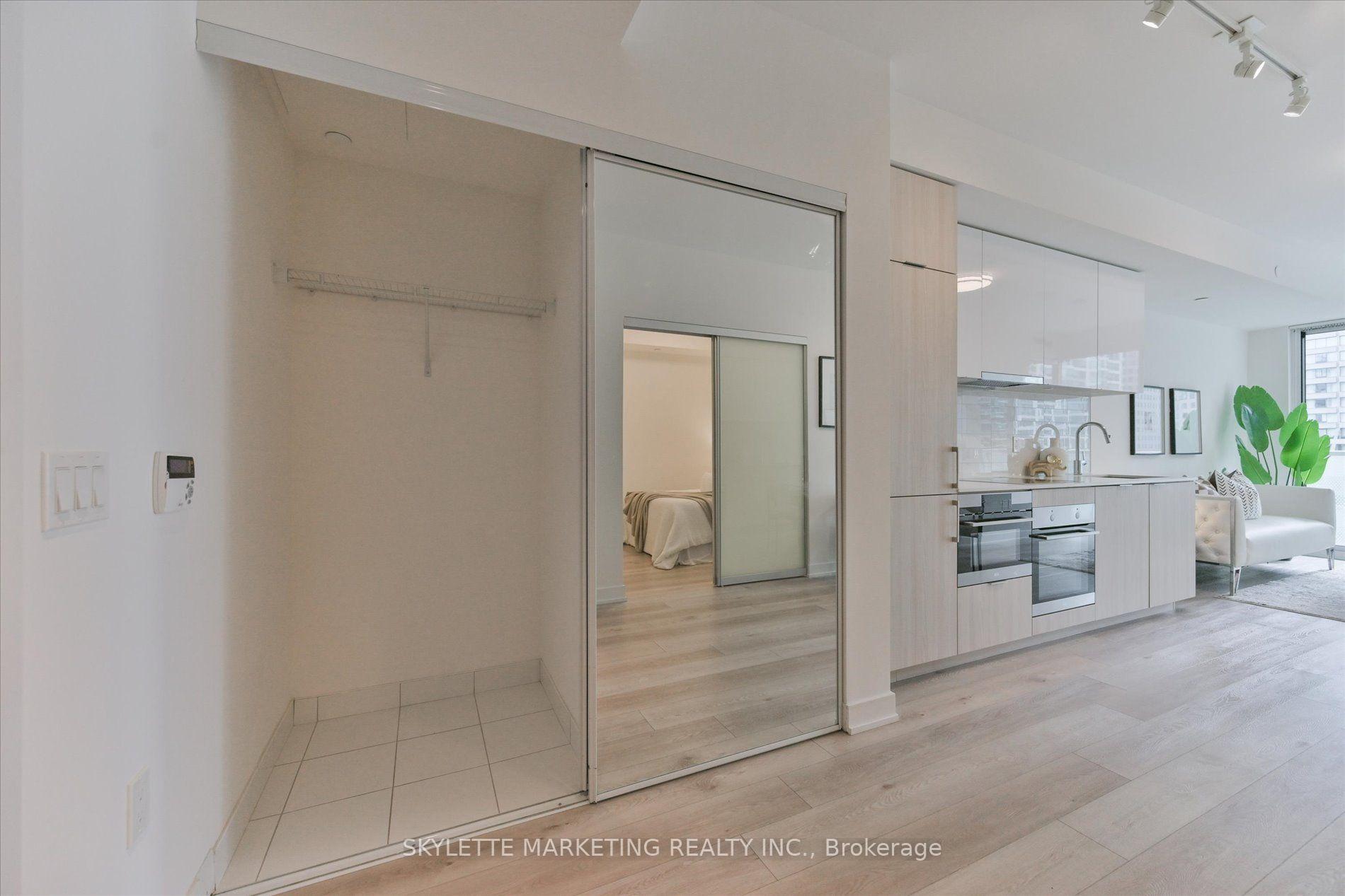 Photo 24 of Unit 617, 15 Queens Quay E, Toronto, Waterfront Communities — HOMEH