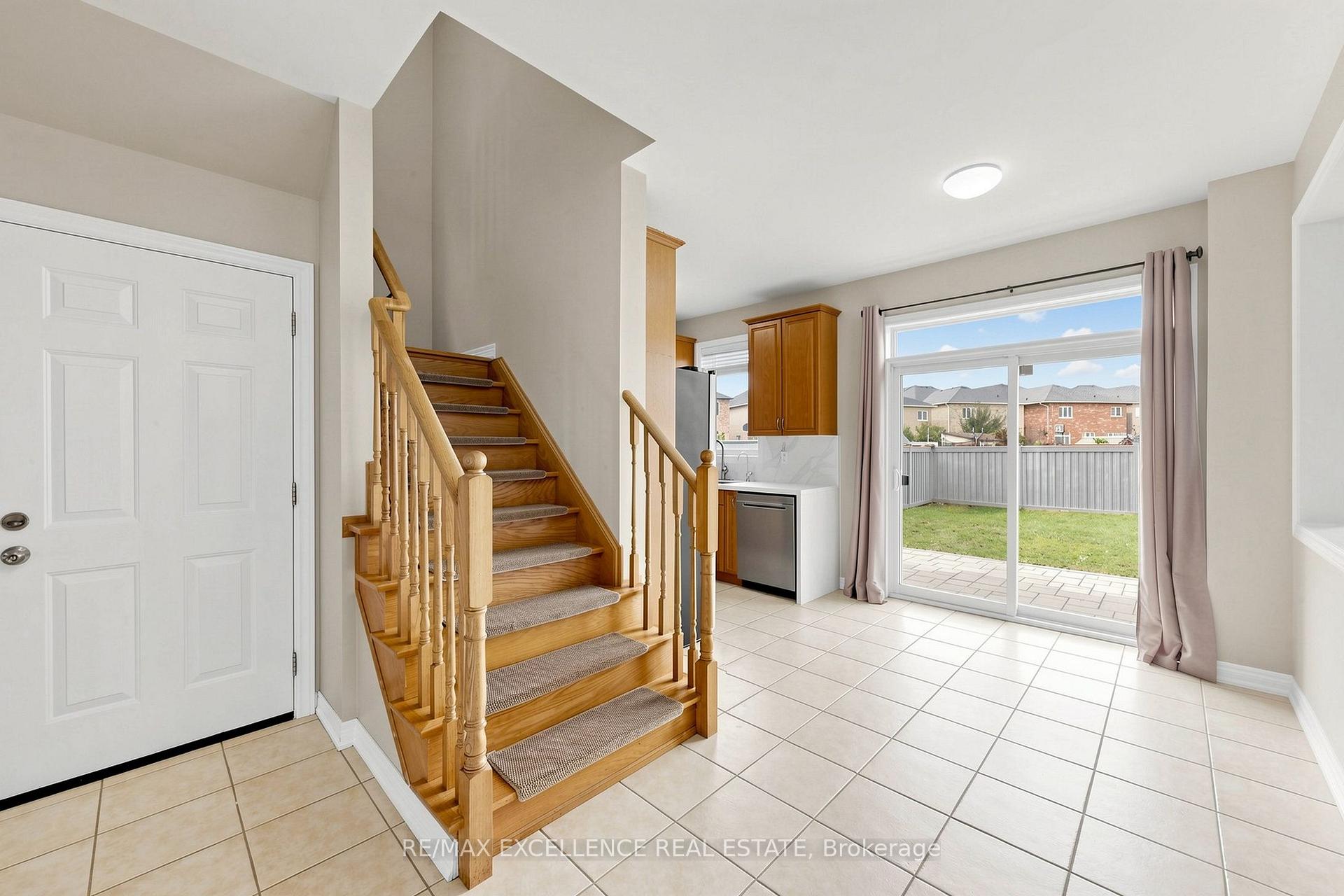 Photo 20 of 8 Lynngrove Way, Brampton, Bram East — HOMEH