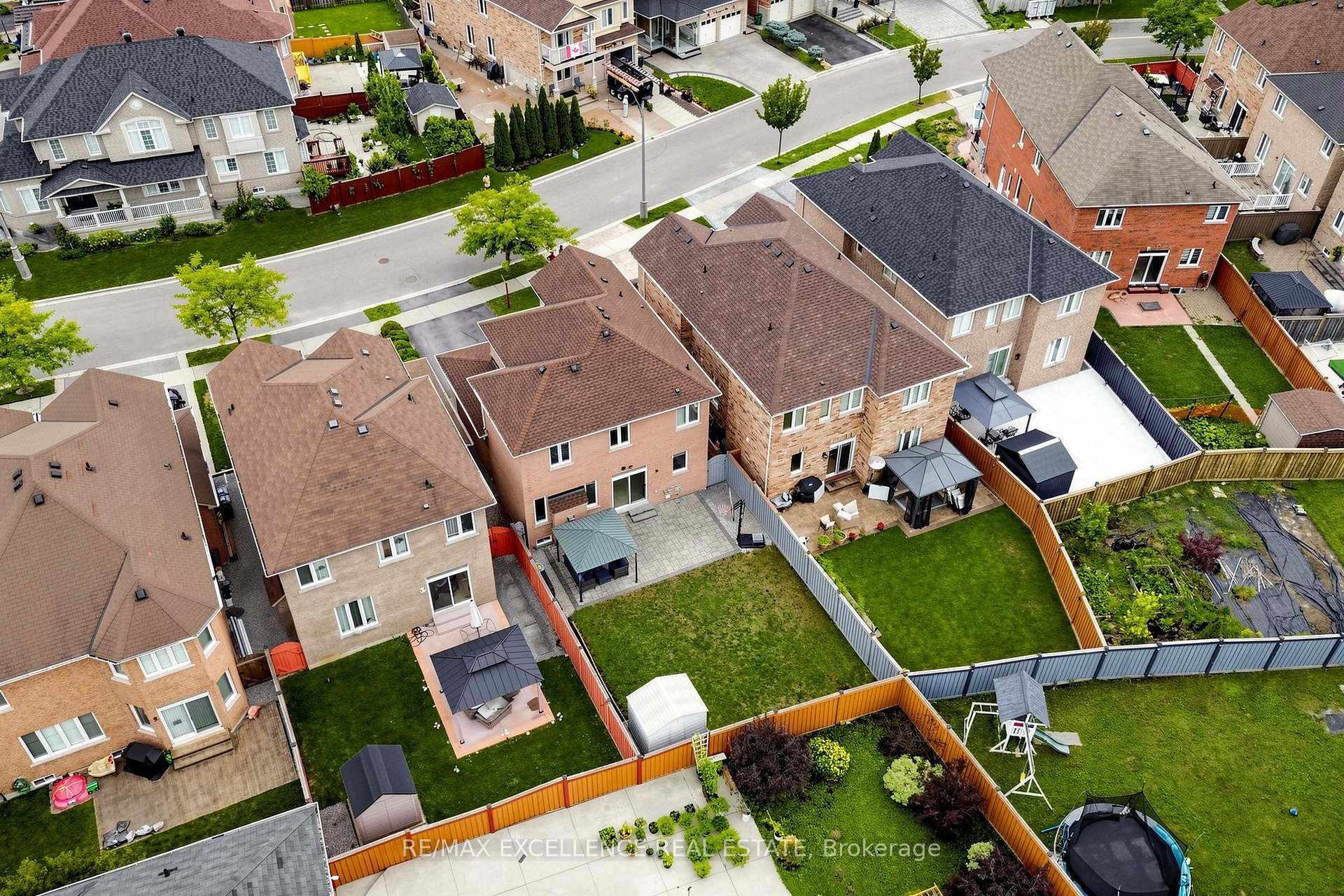 Photo 49 of 8 Lynngrove Way, Brampton, Bram East — HOMEH