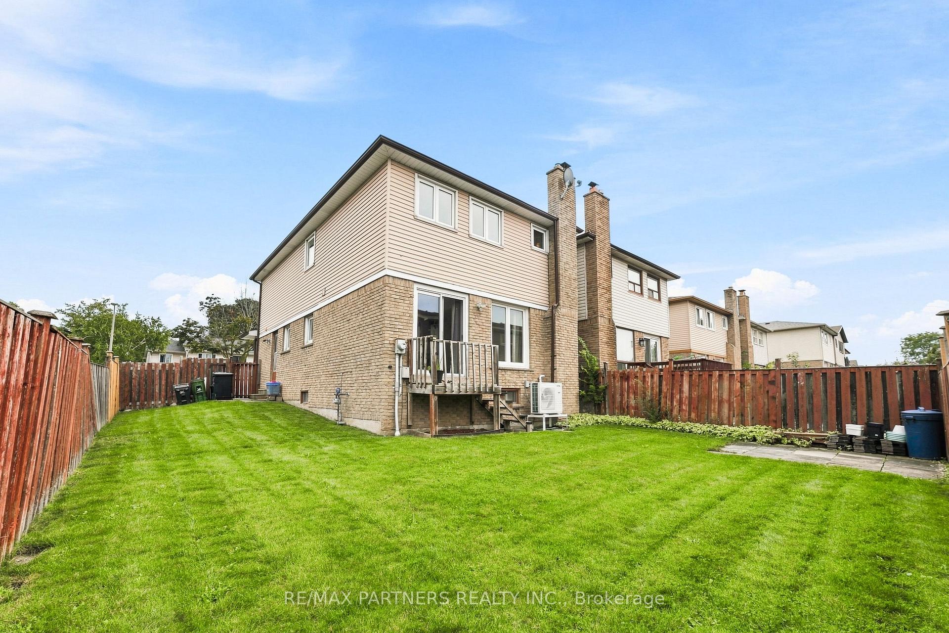 Photo 37 of 26 Blue Eagle Trail, Scarborough, Agincourt North — HOMEH