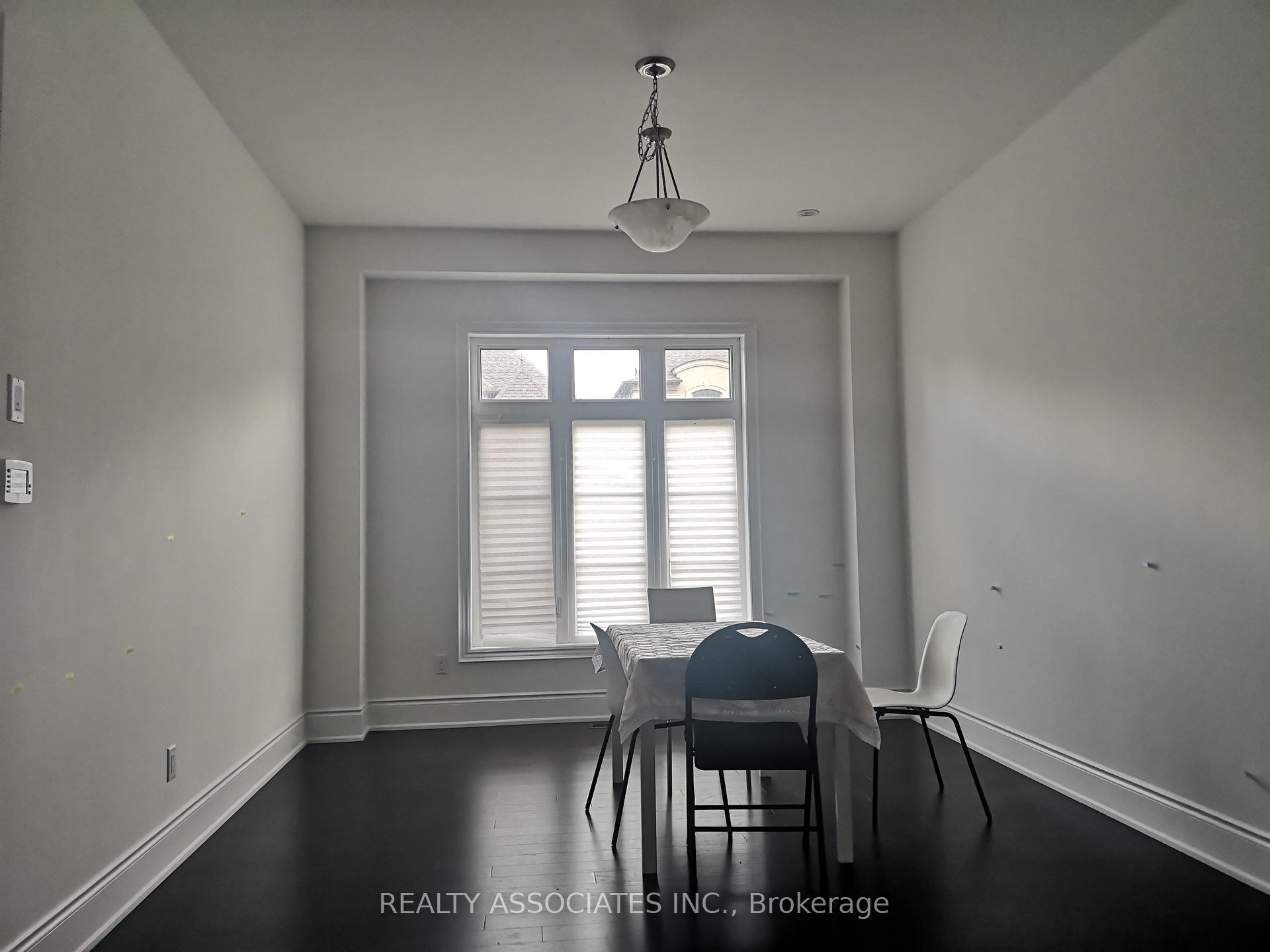 Photo 6 of 241 Stormont Trail, Vaughan, Vellore Village — HOMEH