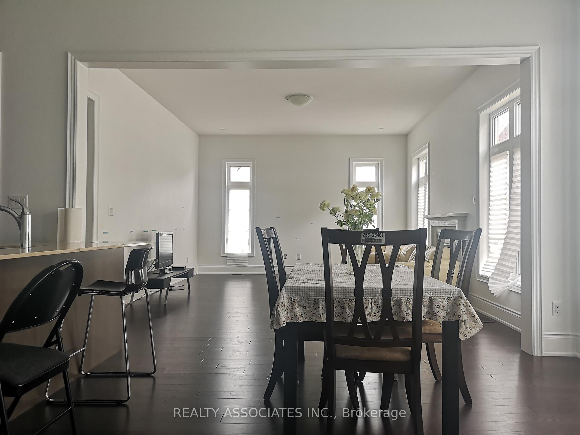 Photo 7 of 241 Stormont Trail, Vaughan, Vellore Village — HOMEH