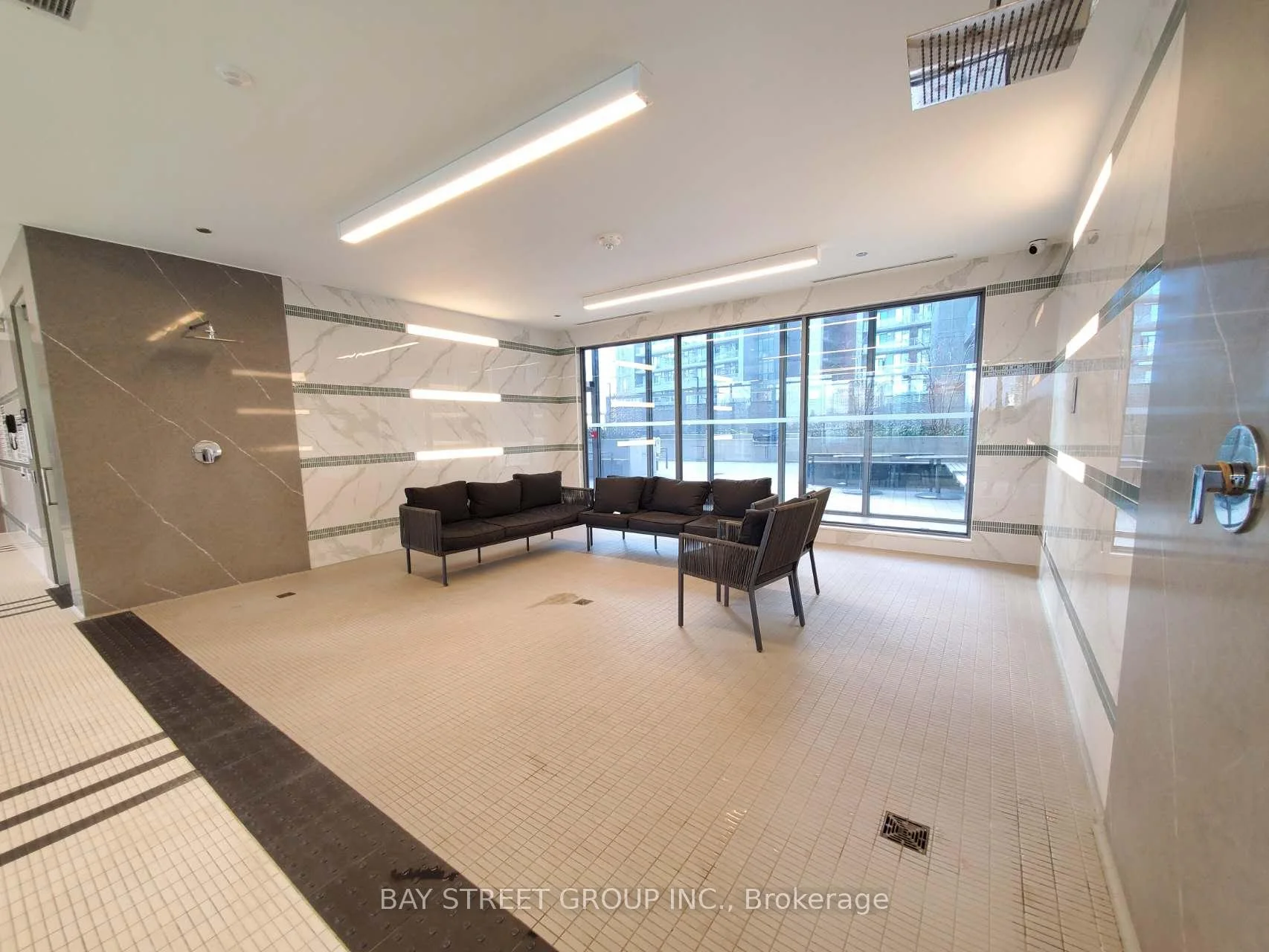 Photo 4 of Unit 515, 36 Forest Manor Road, North York, Henry Farm — HOMEH