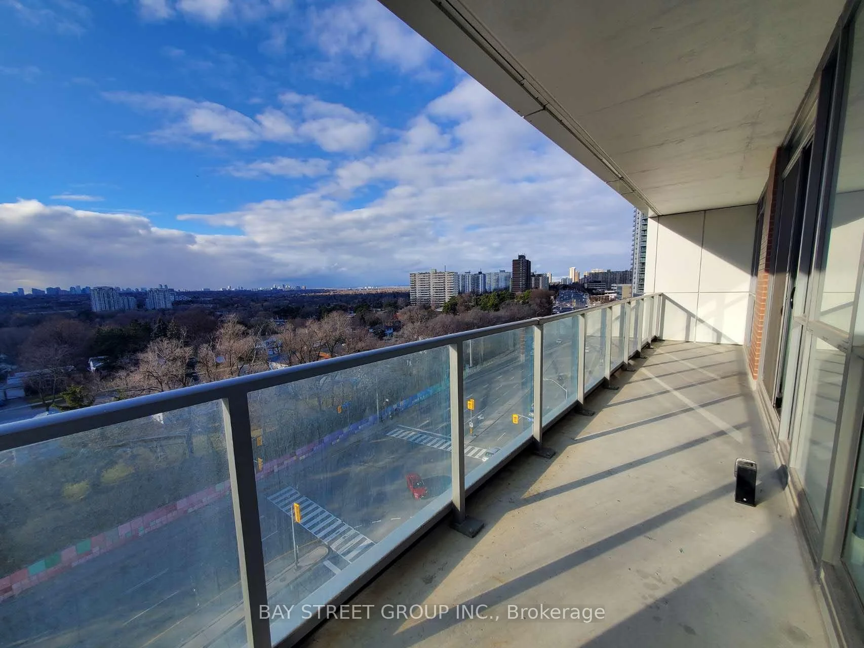 Photo 6 of Unit 515, 36 Forest Manor Road, North York, Henry Farm — HOMEH