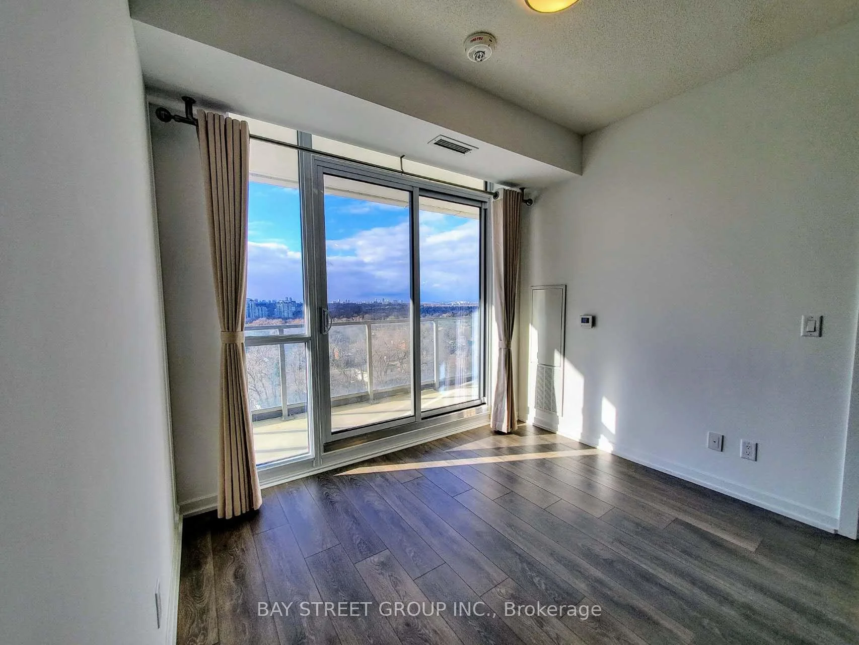 Photo 9 of Unit 515, 36 Forest Manor Road, North York, Henry Farm — HOMEH