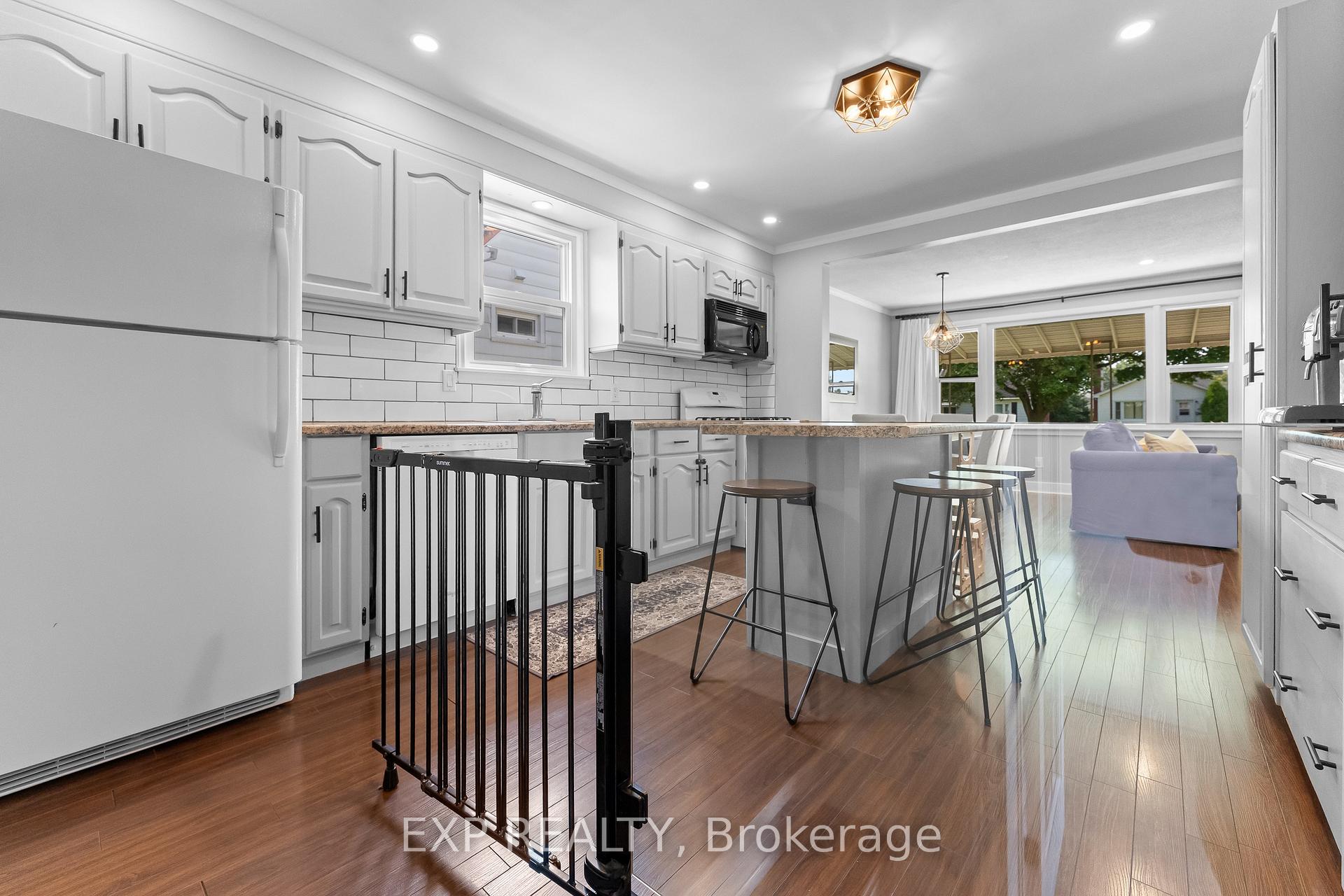 Photo 9 of 14 Mcdonald Avenue, Thorold, Thorold Downtown — HOMEH