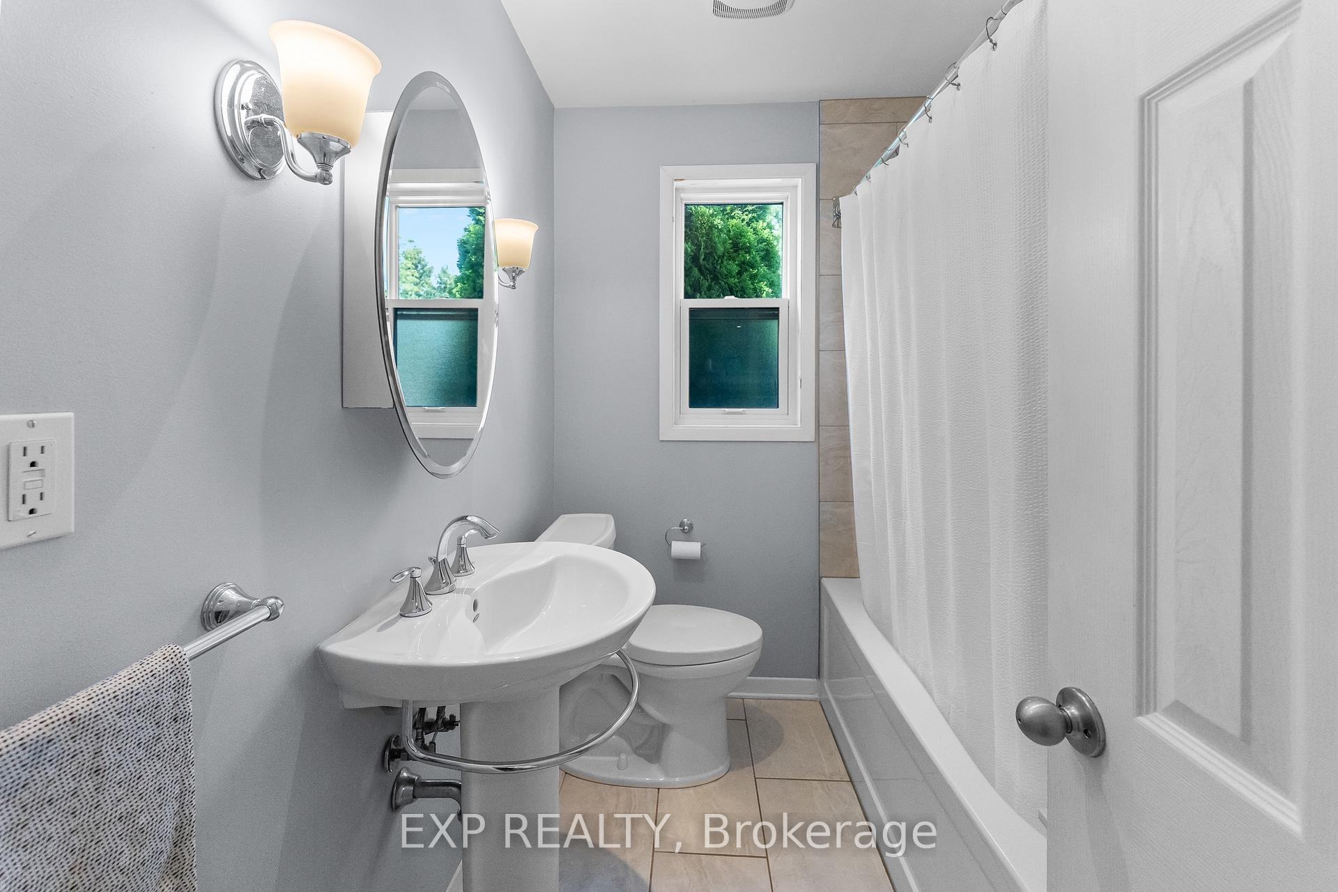 Photo 24 of 14 Mcdonald Avenue, Thorold, Thorold Downtown — HOMEH