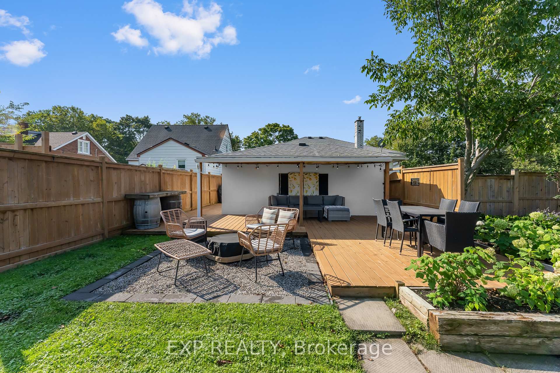 Photo 43 of 14 Mcdonald Avenue, Thorold, Thorold Downtown — HOMEH