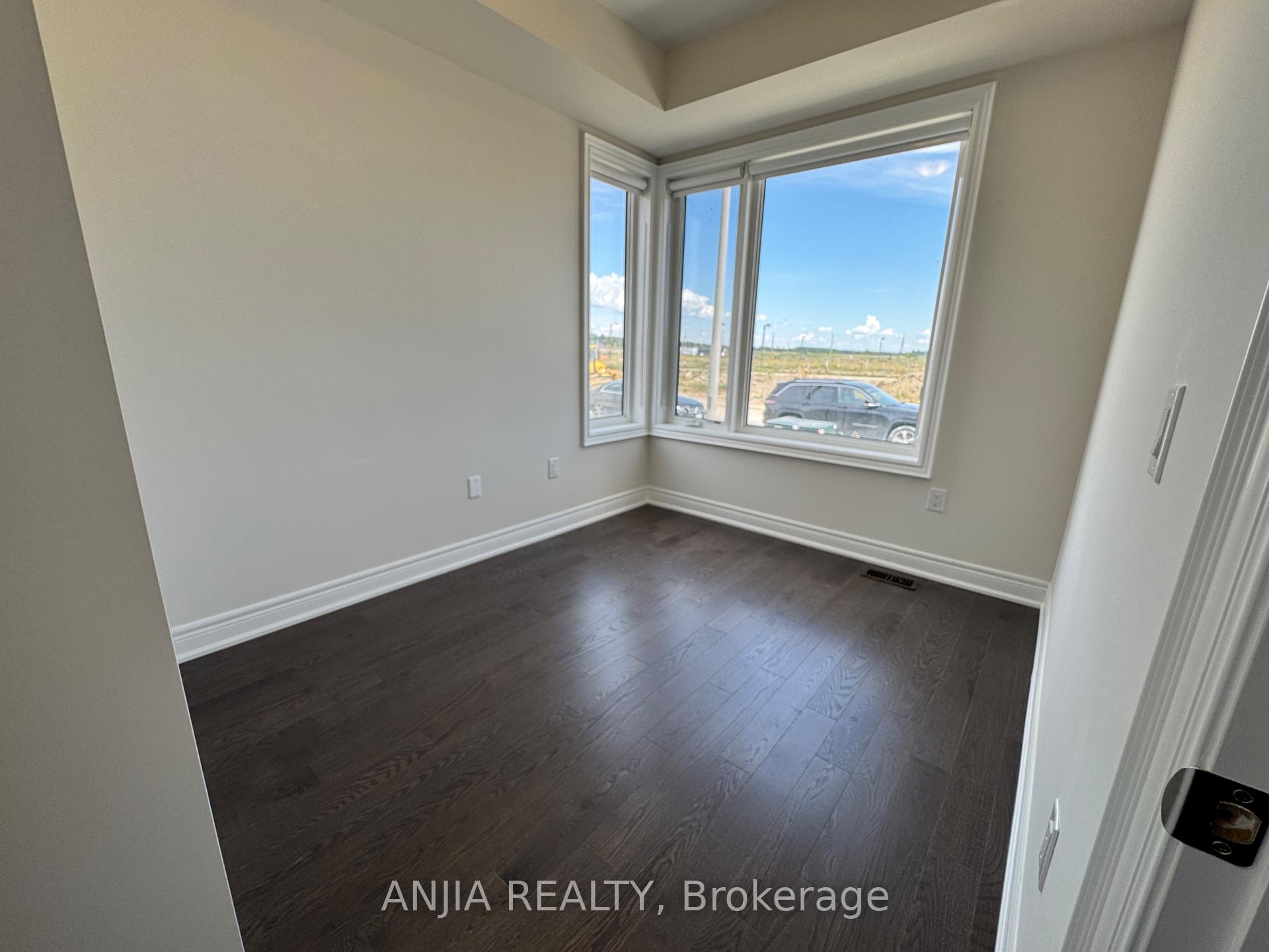 Photo 4 of 76 Selina Rose Street, Markham, Rural Markham — HOMEH