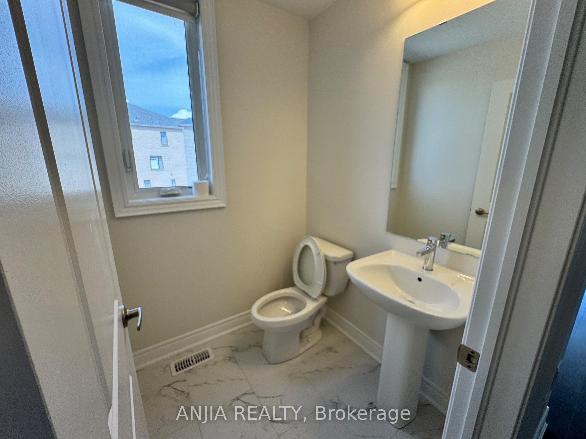 Photo 13 of 76 Selina Rose Street, Markham, Rural Markham — HOMEH