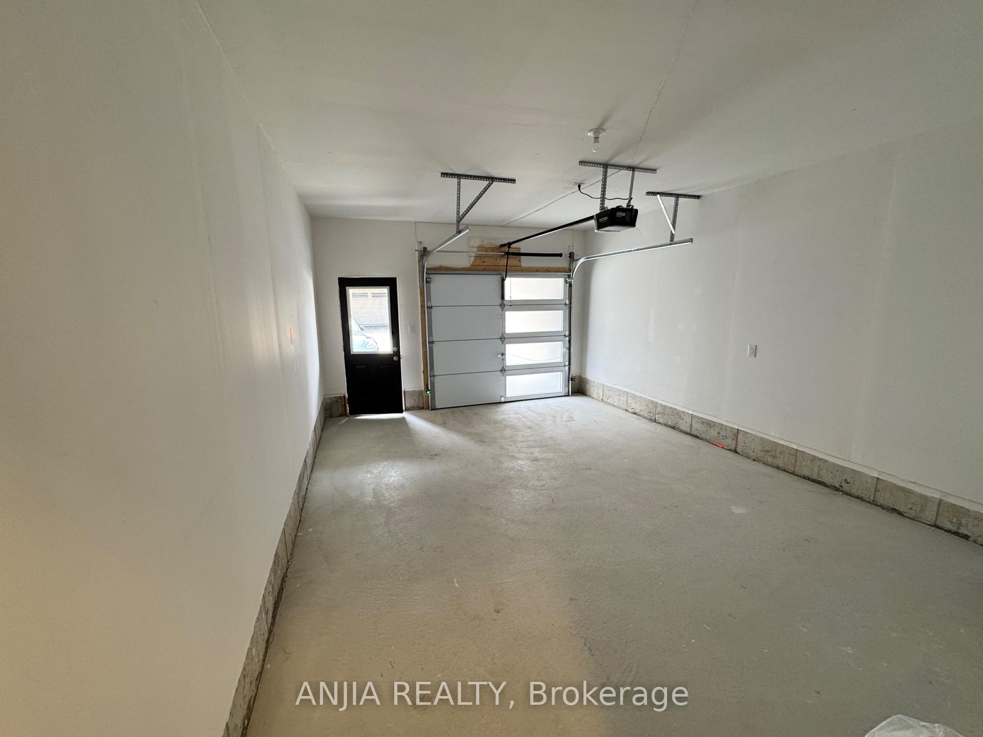 Photo 33 of 76 Selina Rose Street, Markham, Rural Markham — HOMEH