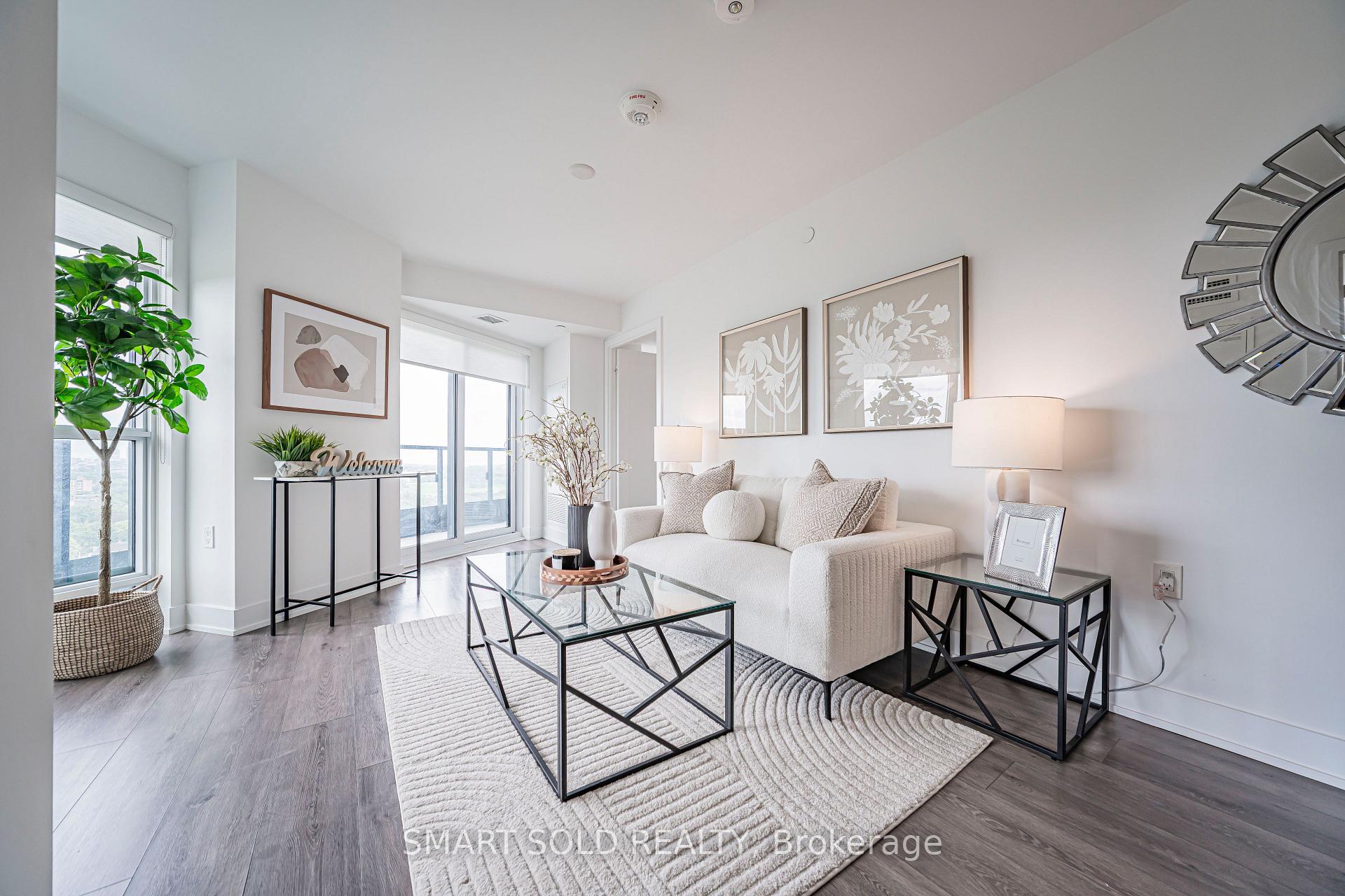 Photo 2 of Unit 2017, 585 Bloor Street E, Toronto, North St. James Town — HOMEH