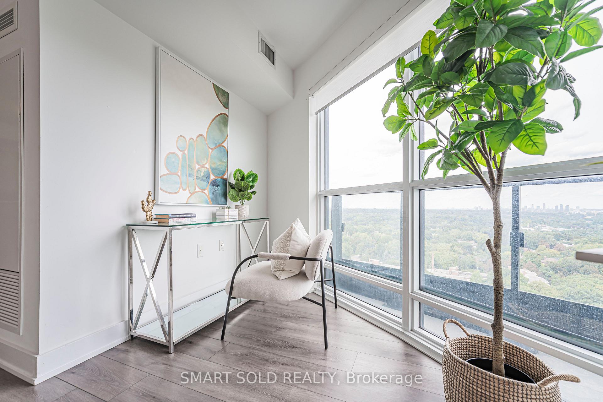 Photo 7 of Unit 2017, 585 Bloor Street E, Toronto, North St. James Town — HOMEH