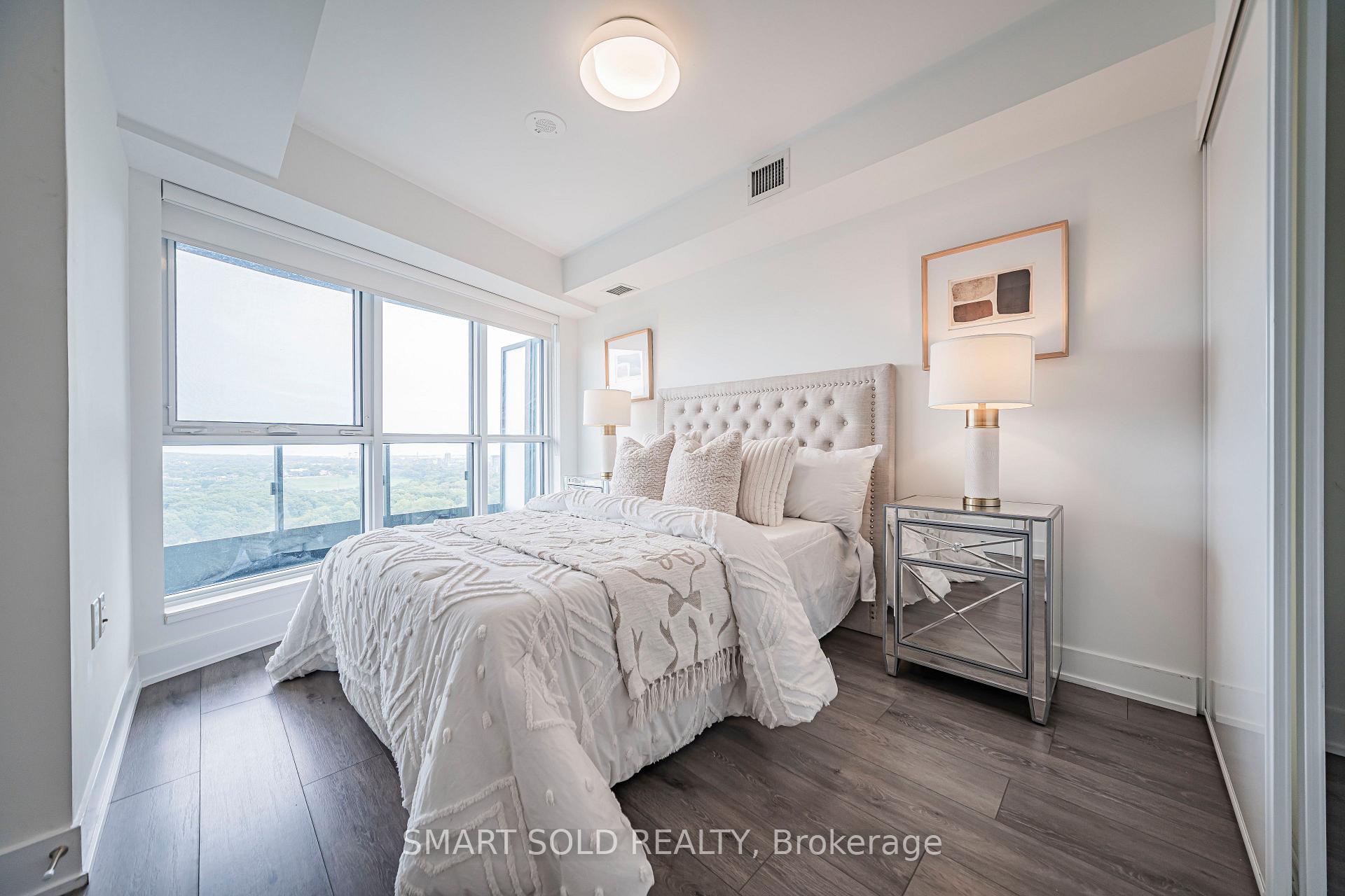 Photo 9 of Unit 2017, 585 Bloor Street E, Toronto, North St. James Town — HOMEH