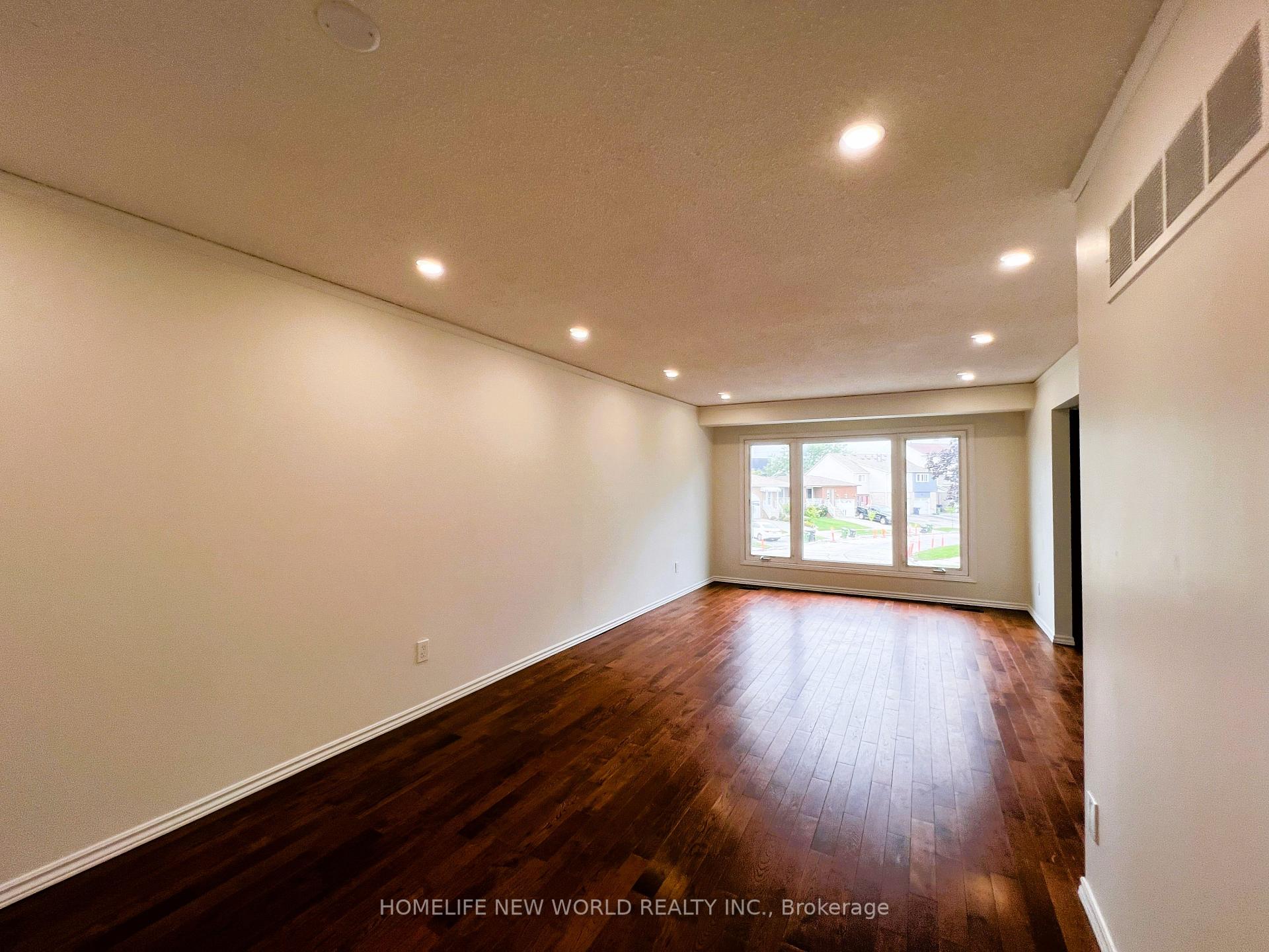 Photo 11 of 93 Crayford Drive, Scarborough, Steeles — HOMEH