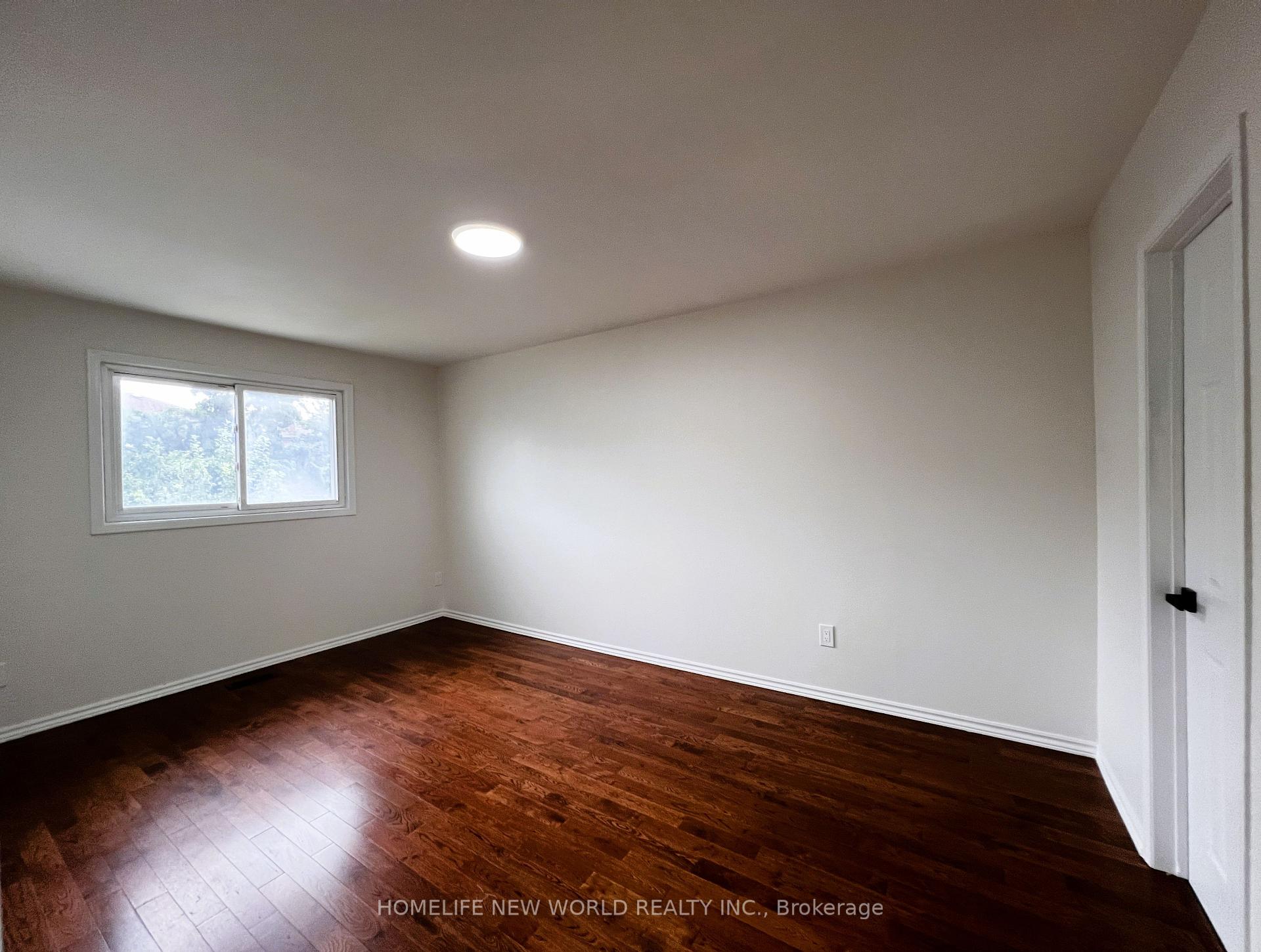Photo 15 of 93 Crayford Drive, Scarborough, Steeles — HOMEH