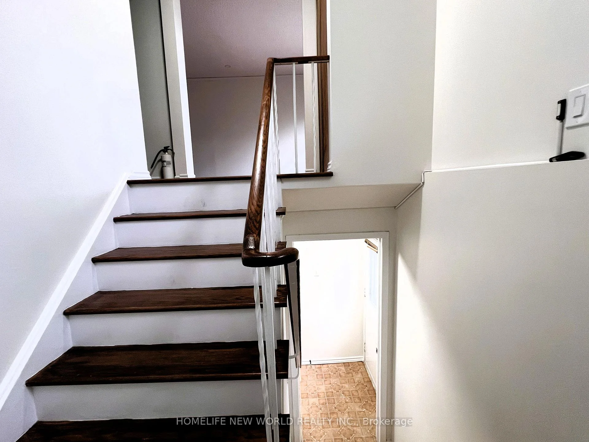 Photo 16 of 93 Crayford Drive, Scarborough, Steeles — HOMEH