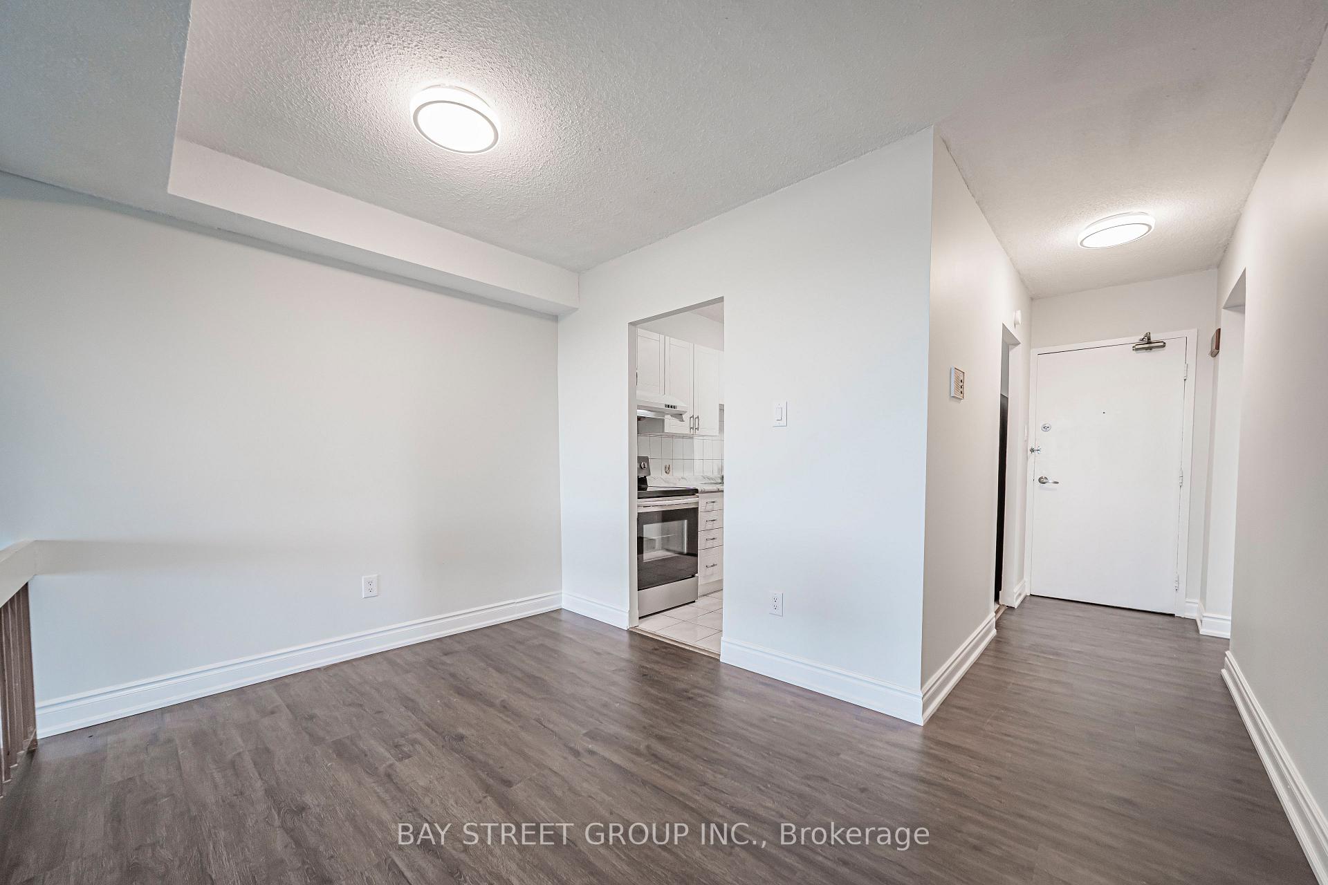Photo 8 of Unit 1401, 4101 Sheppard Avenue E, Scarborough, Agincourt South-Malvern West — HOMEH