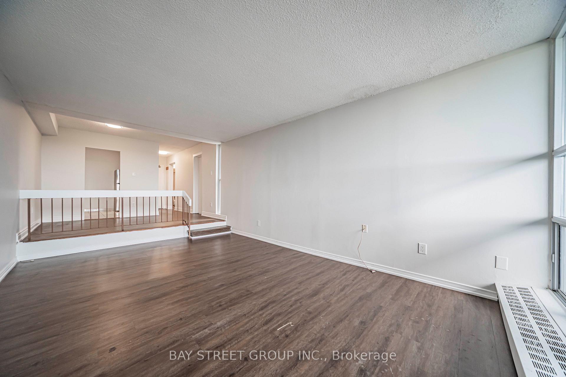 Photo 14 of Unit 1401, 4101 Sheppard Avenue E, Scarborough, Agincourt South-Malvern West — HOMEH