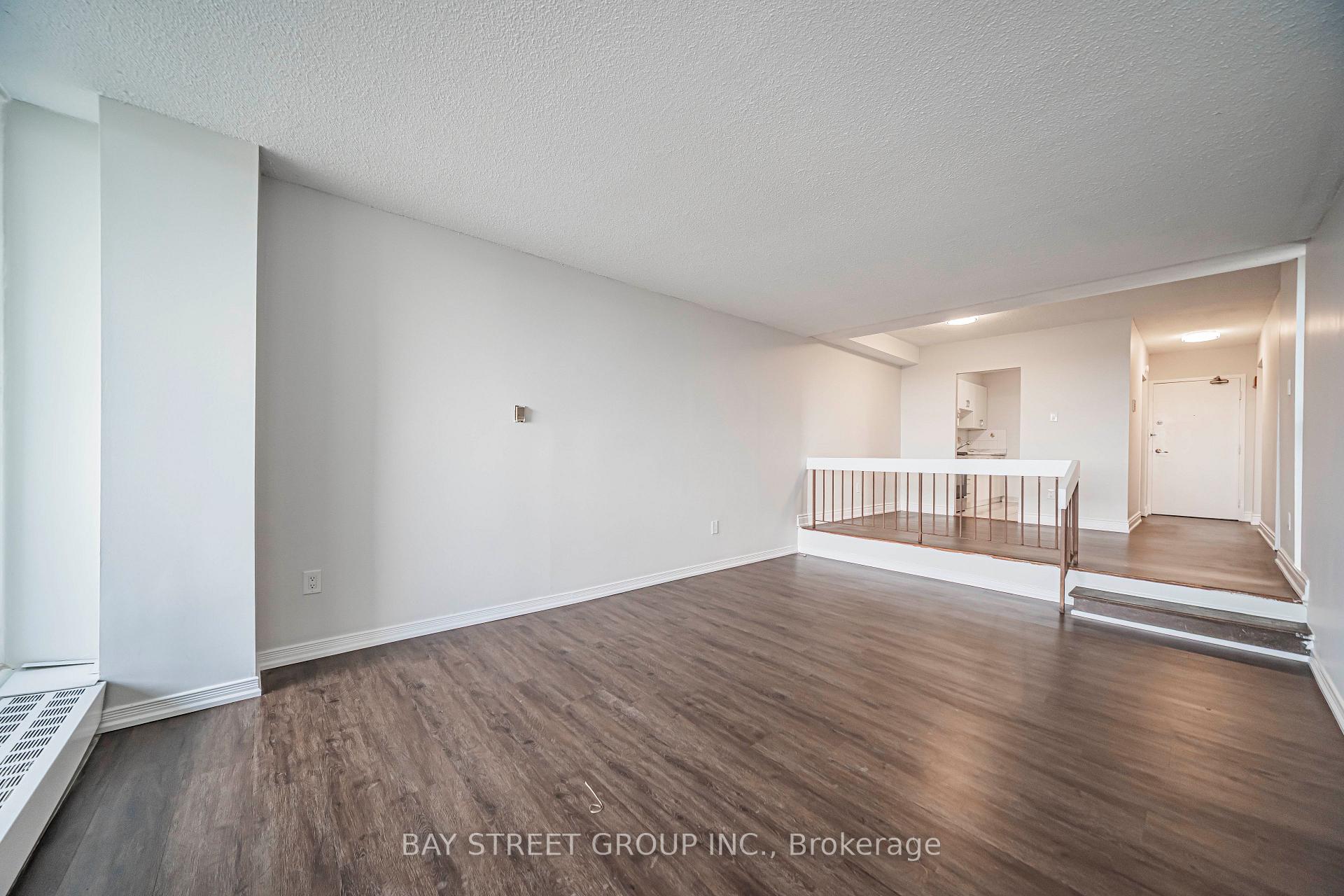 Photo 16 of Unit 1401, 4101 Sheppard Avenue E, Scarborough, Agincourt South-Malvern West — HOMEH