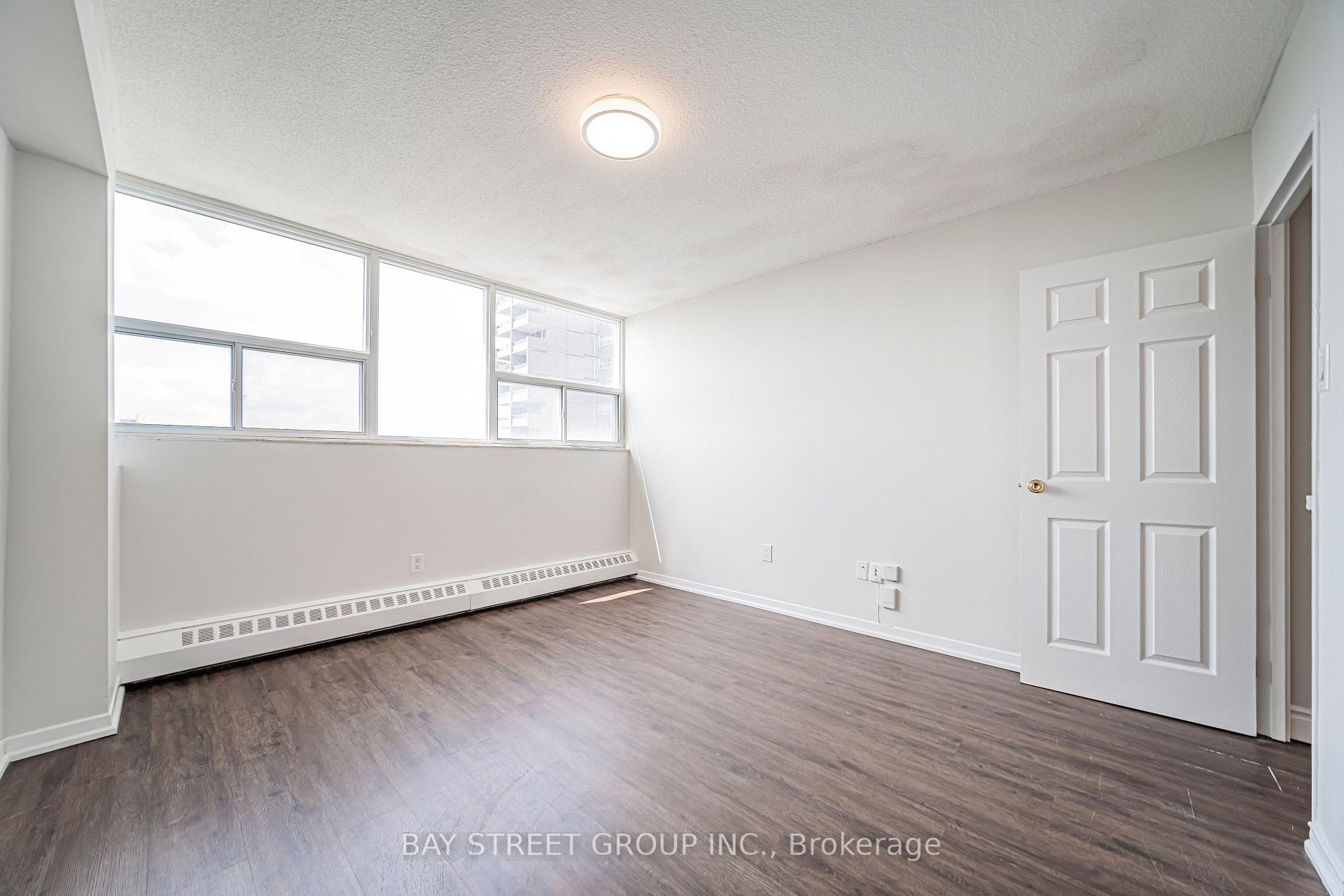 Photo 22 of Unit 1401, 4101 Sheppard Avenue E, Scarborough, Agincourt South-Malvern West — HOMEH