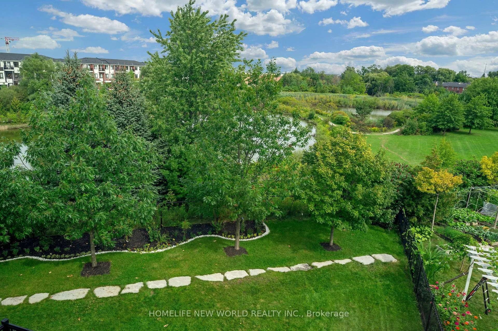 Photo 49 of 20 Gracedale Drive, Richmond Hill, Westbrook — HOMEH