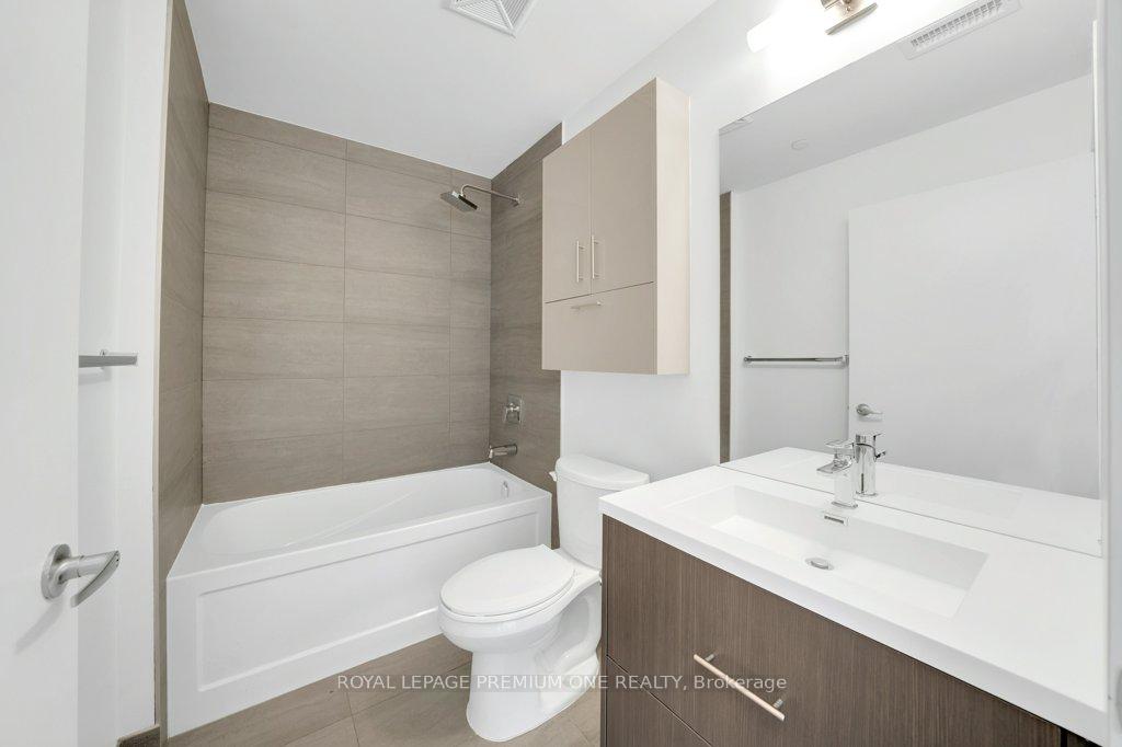 Photo 13 of Unit 2003, 188 Fairview Mall Drive, North York, Don Valley Village — HOMEH