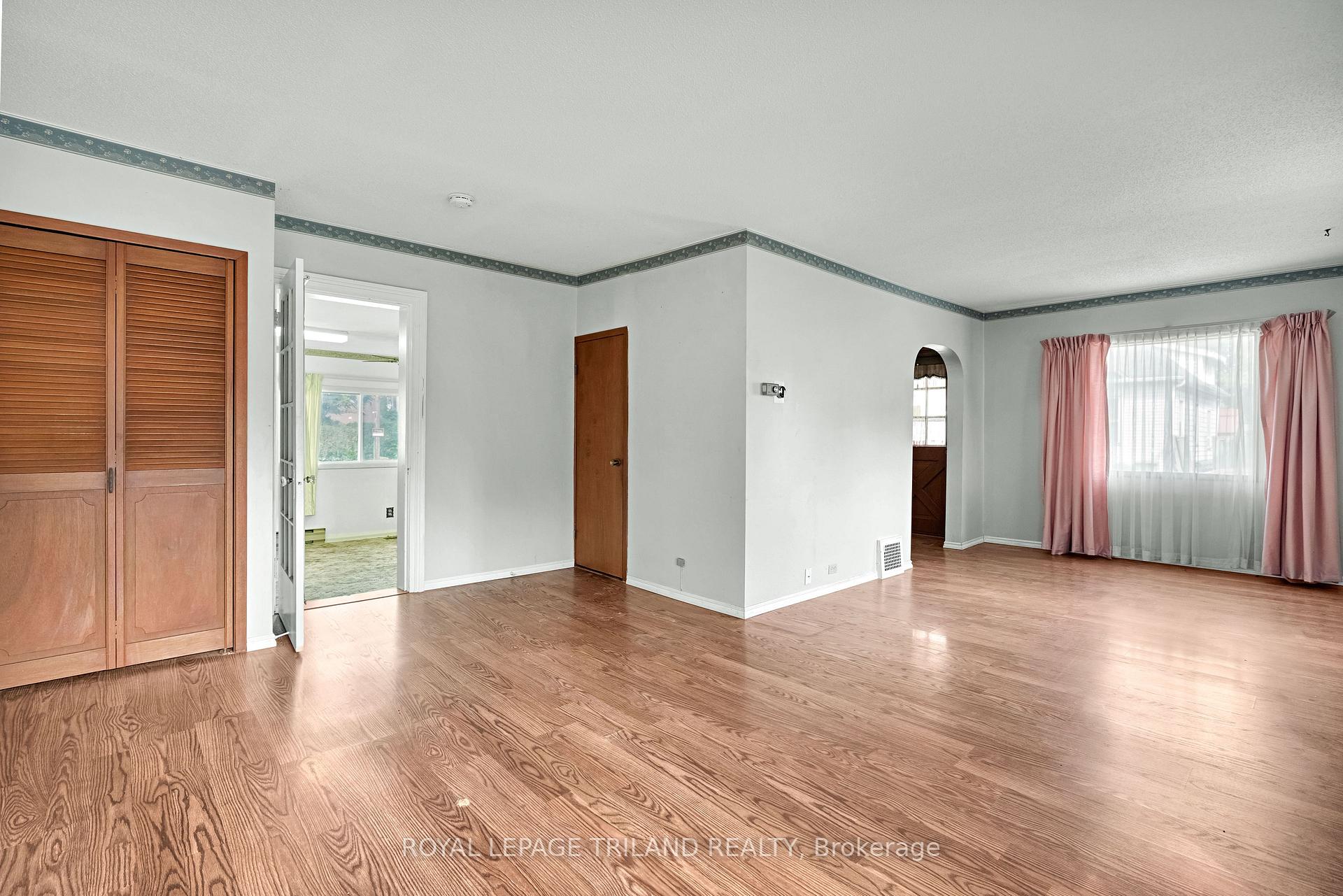 Photo 6 of 15 Antrim Street, St. Thomas — HOMEH