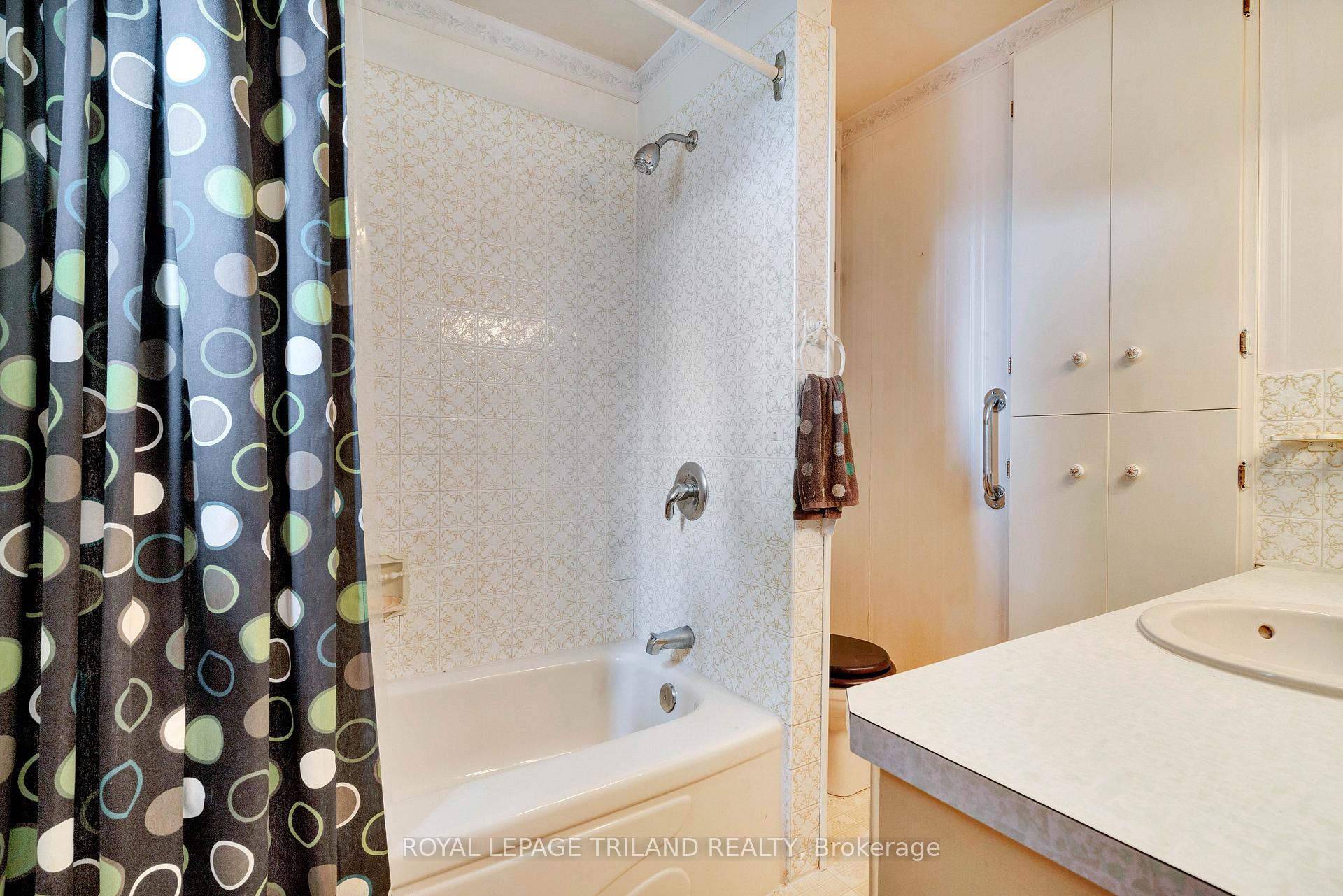 Photo 12 of 15 Antrim Street, St. Thomas — HOMEH
