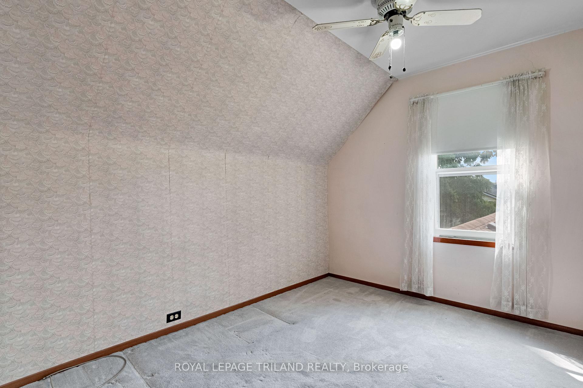 Photo 17 of 15 Antrim Street, St. Thomas — HOMEH