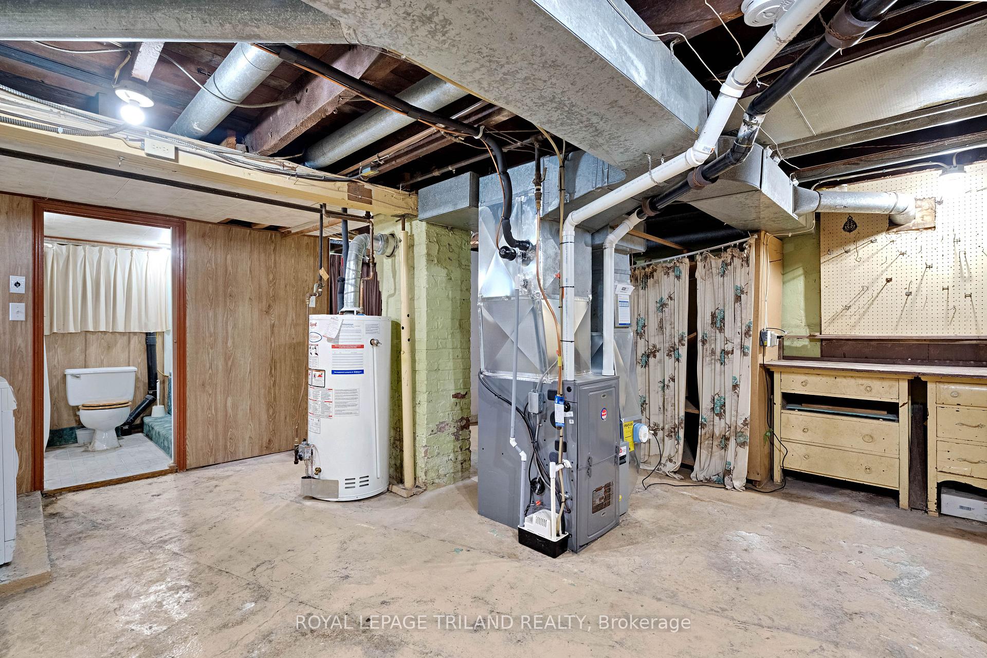 Photo 21 of 15 Antrim Street, St. Thomas — HOMEH