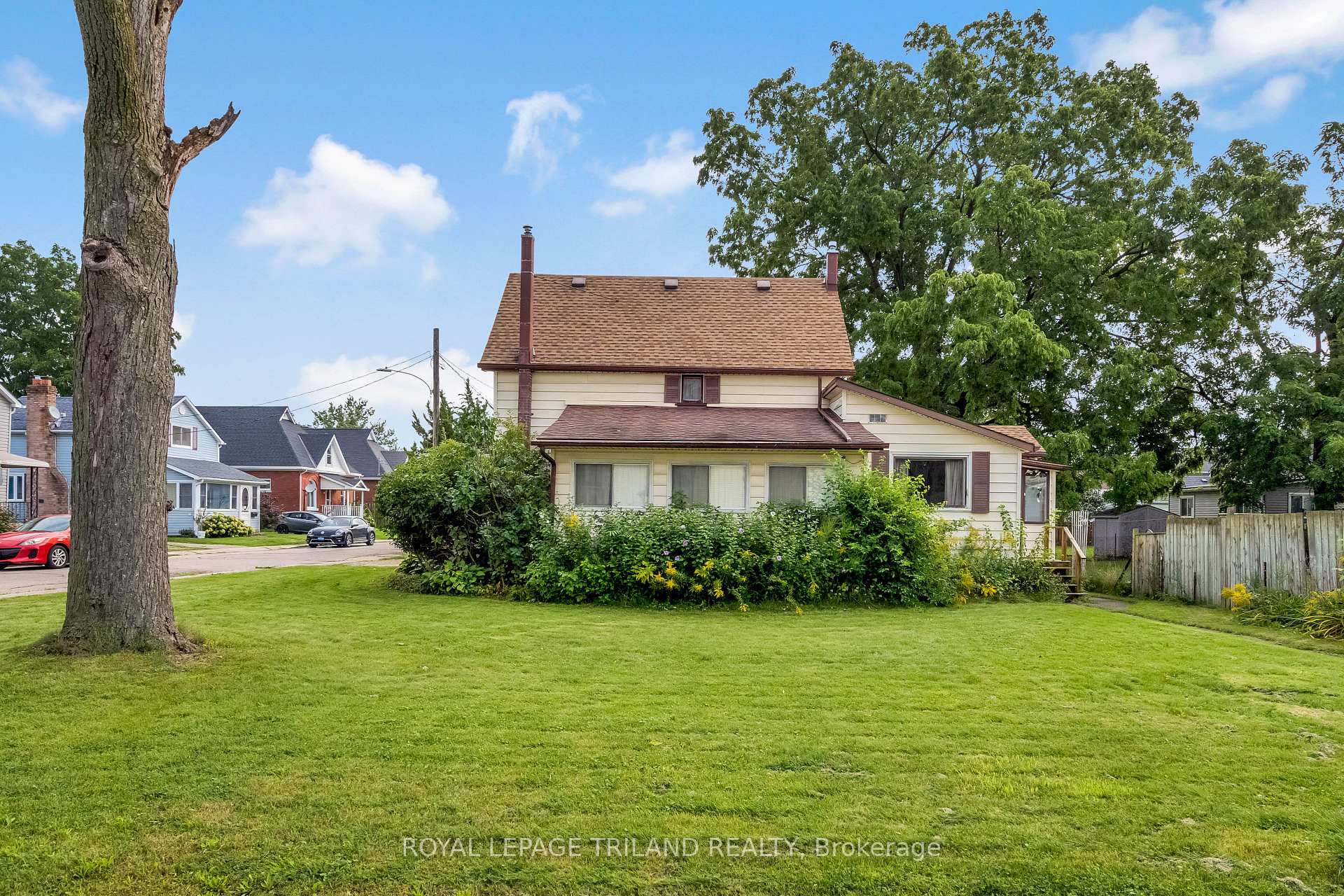Photo 31 of 15 Antrim Street, St. Thomas — HOMEH