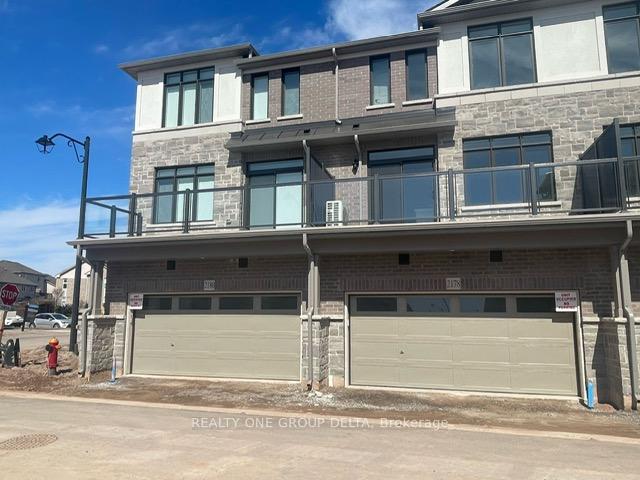 Photo 2 of 2178 Postmaster Drive, Oakville, Westmount — HOMEH