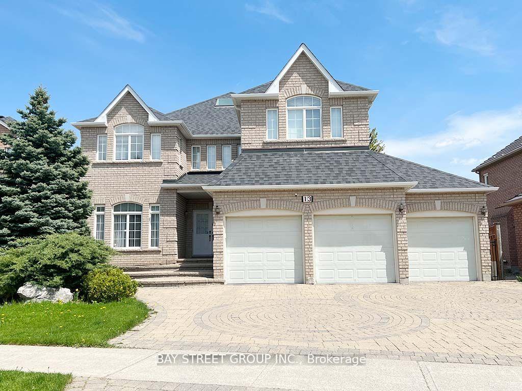 Photo 2 of 13 Pembrooke Road, Markham, Cachet — HOMEH