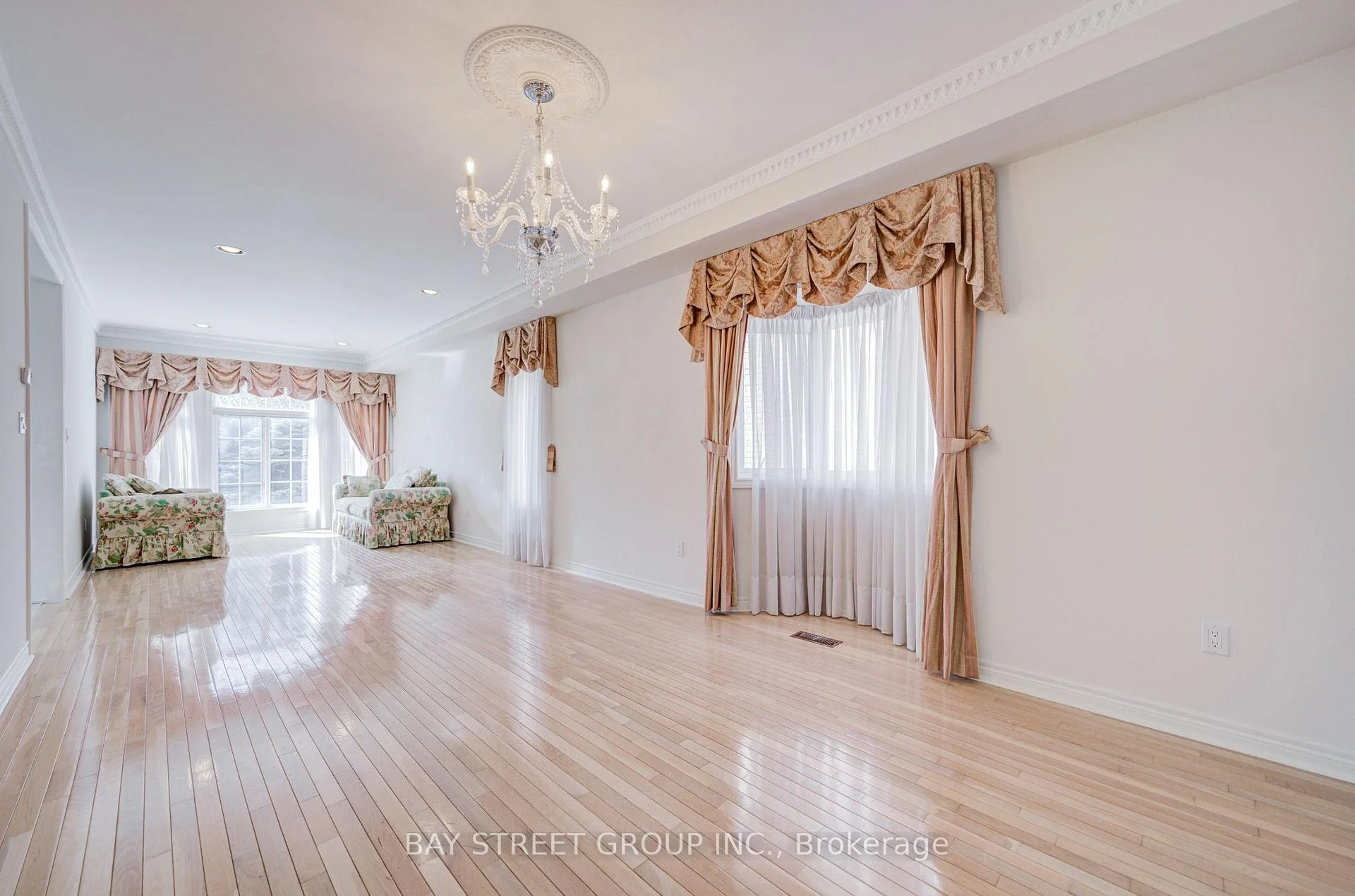 Photo 17 of 13 Pembrooke Road, Markham, Cachet — HOMEH
