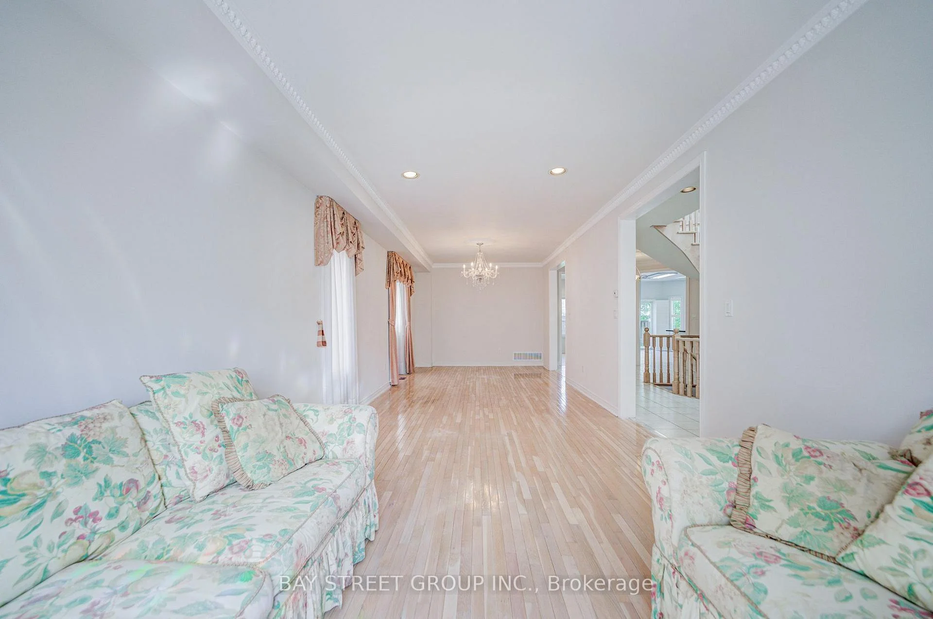 Photo 21 of 13 Pembrooke Road, Markham, Cachet — HOMEH