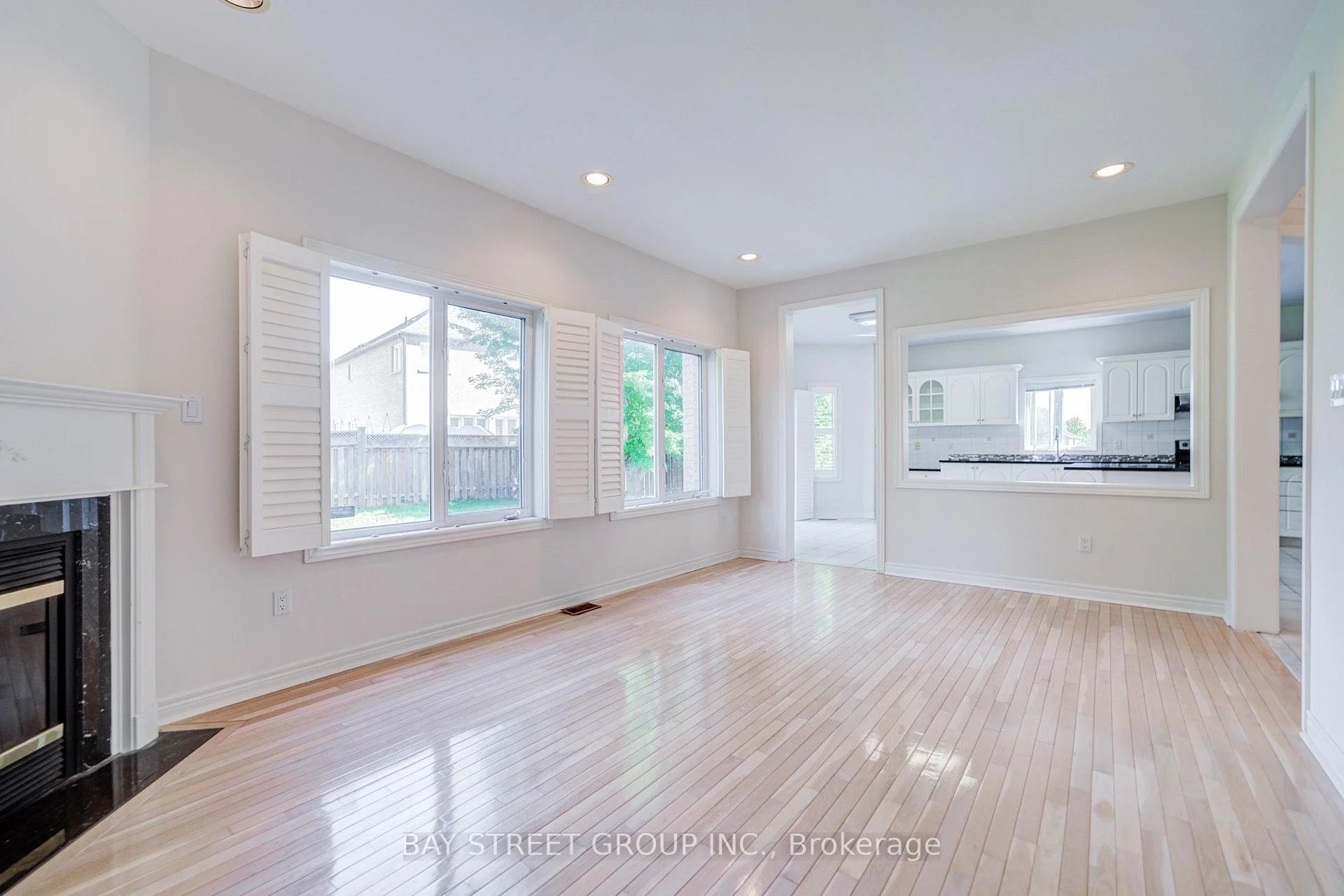 Photo 29 of 13 Pembrooke Road, Markham, Cachet — HOMEH
