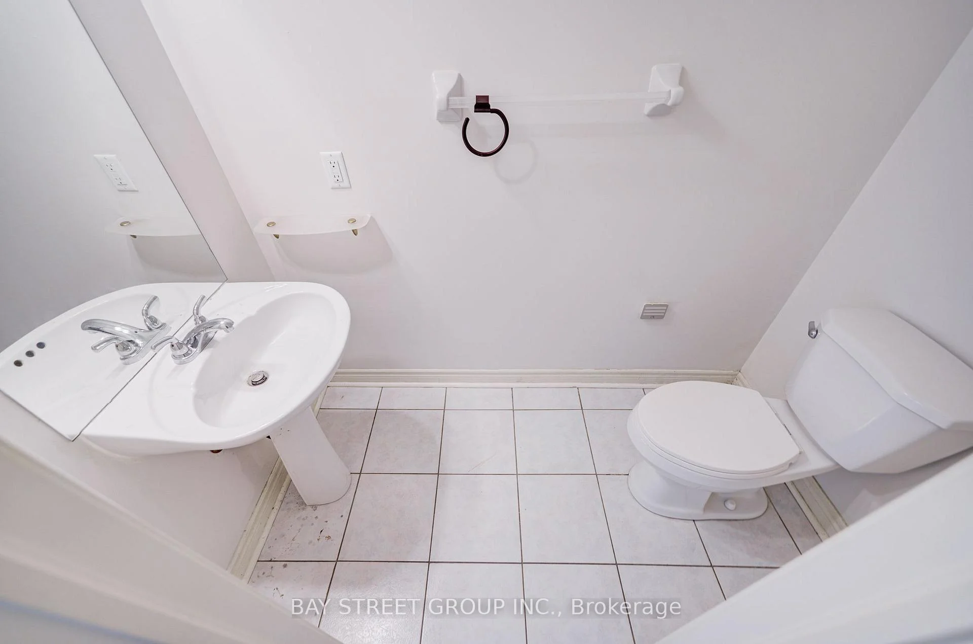 Photo 50 of 13 Pembrooke Road, Markham, Cachet — HOMEH