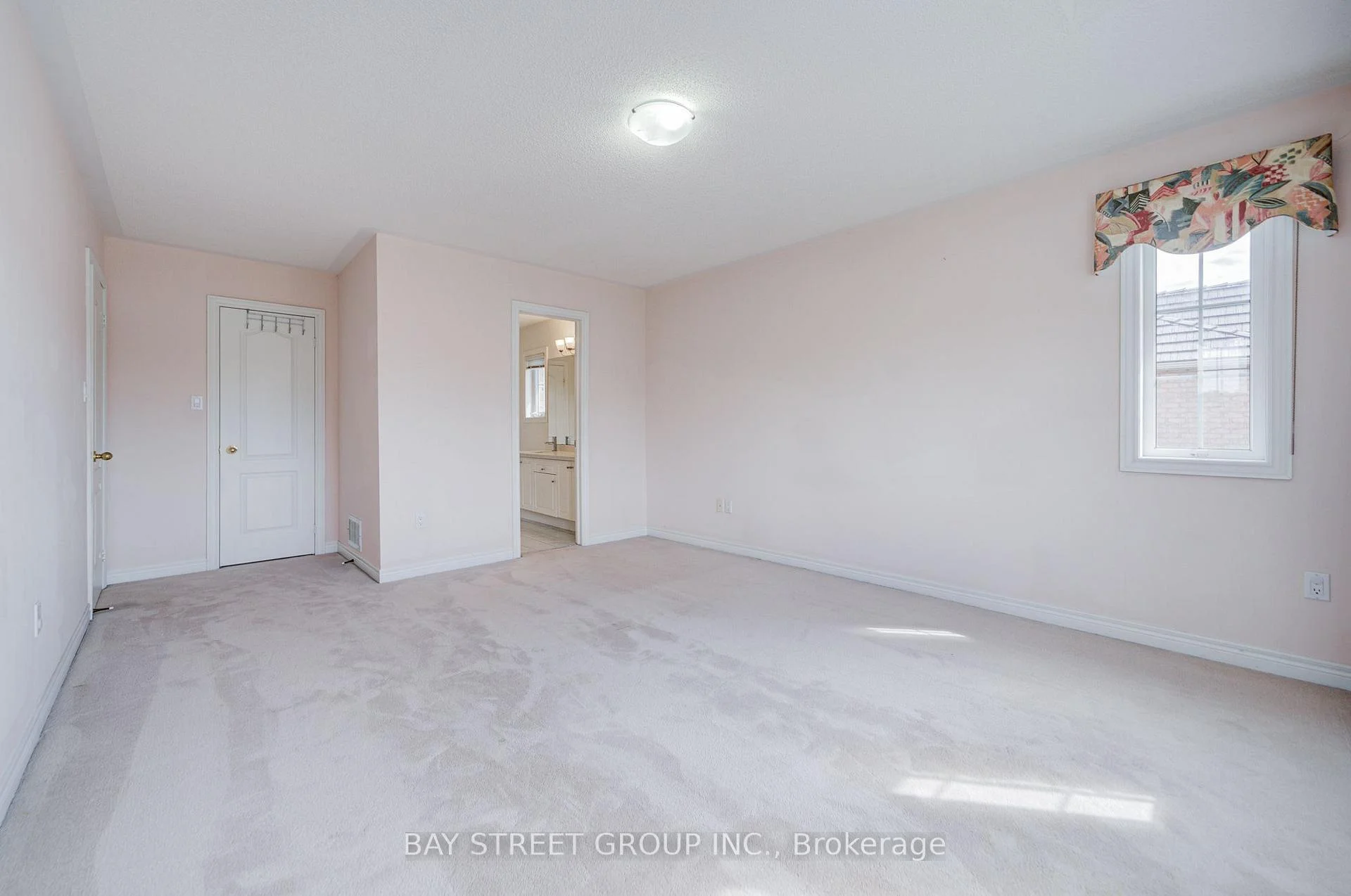 Photo 63 of 13 Pembrooke Road, Markham, Cachet — HOMEH