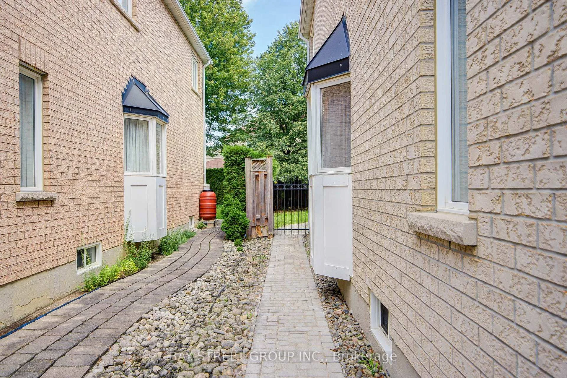 Photo 71 of 13 Pembrooke Road, Markham, Cachet — HOMEH