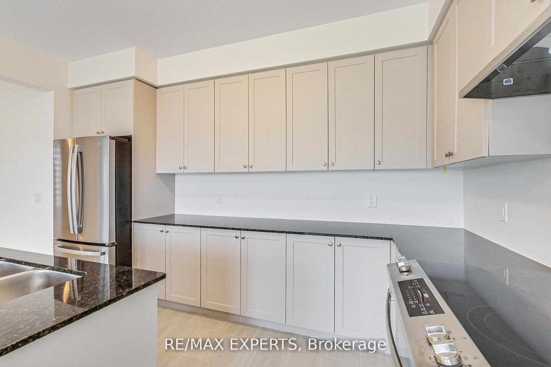 Photo 7 of 11 Union Boulevard, Wasaga Beach — HOMEH