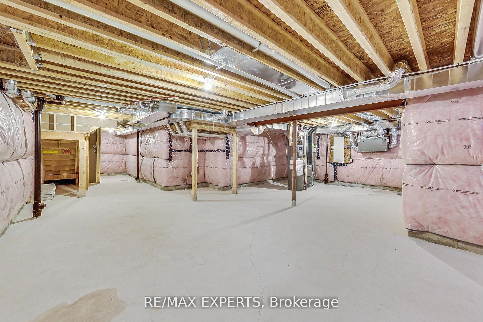 Photo 37 of 11 Union Boulevard, Wasaga Beach — HOMEH