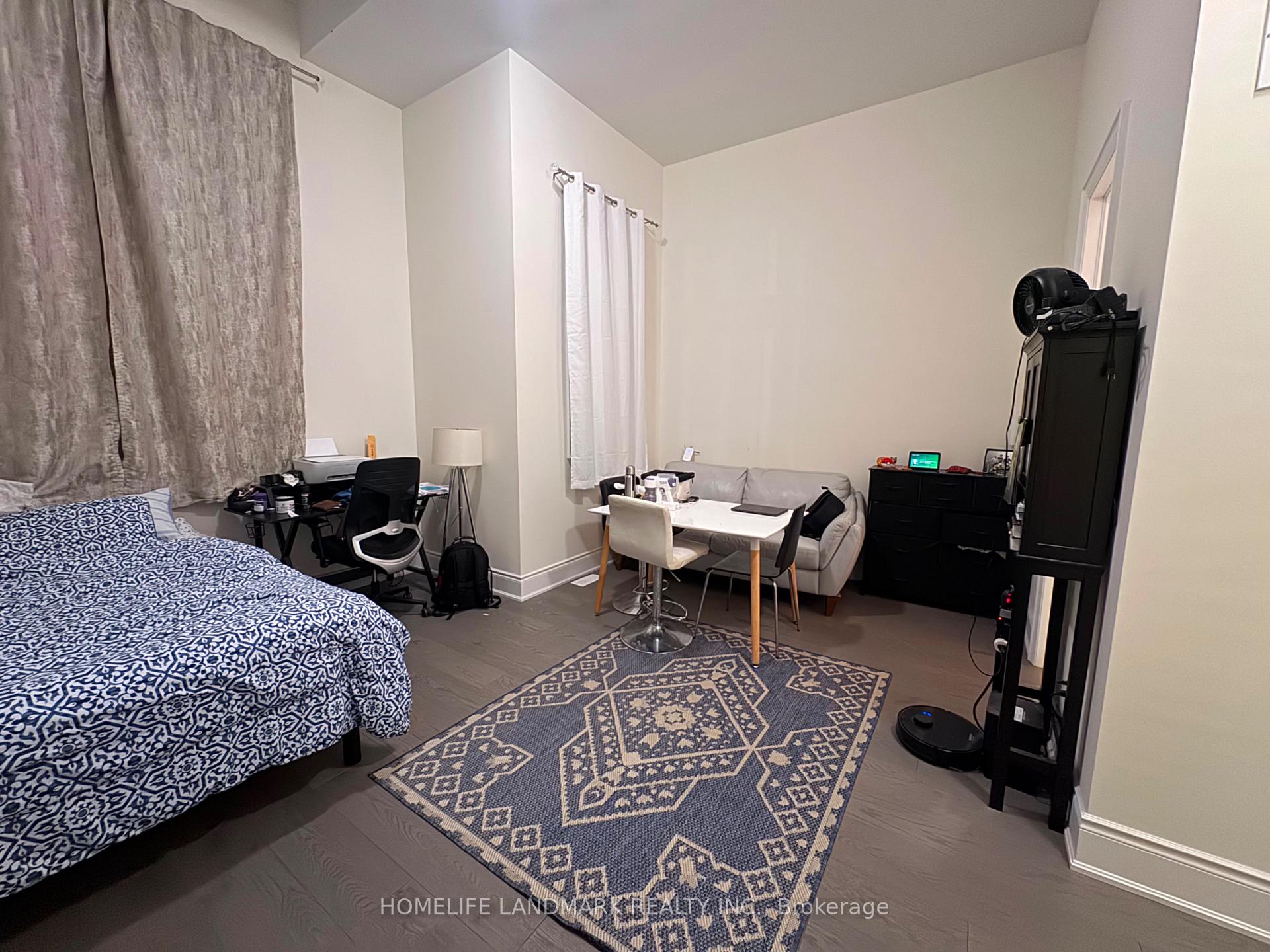 Photo 7 of 187 Stormont (Room ) Trail, Vaughan, Vellore Village — HOMEH