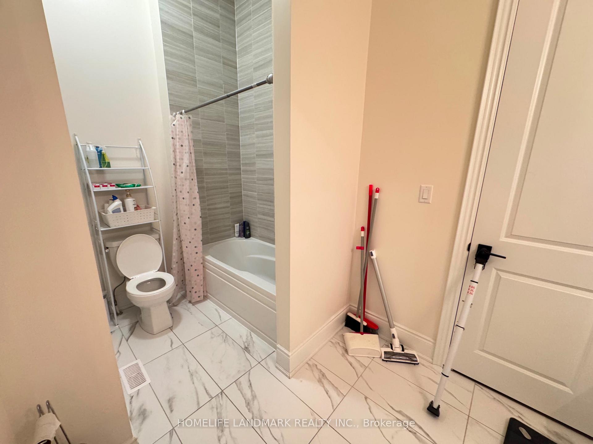 Photo 8 of 187 Stormont (Room ) Trail, Vaughan, Vellore Village — HOMEH