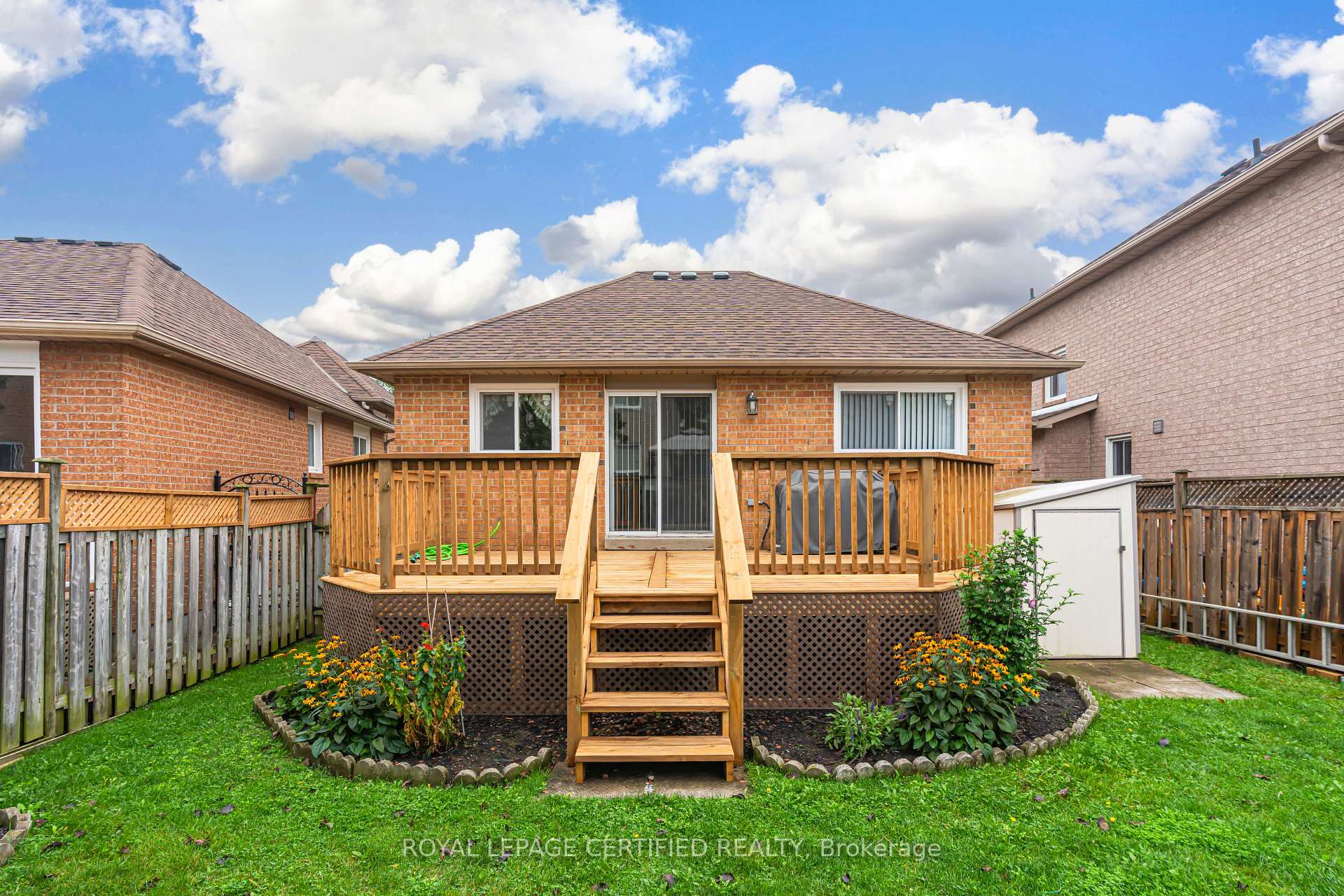 Photo 24 of 45 Springview Drive, Brampton, Brampton West — HOMEH