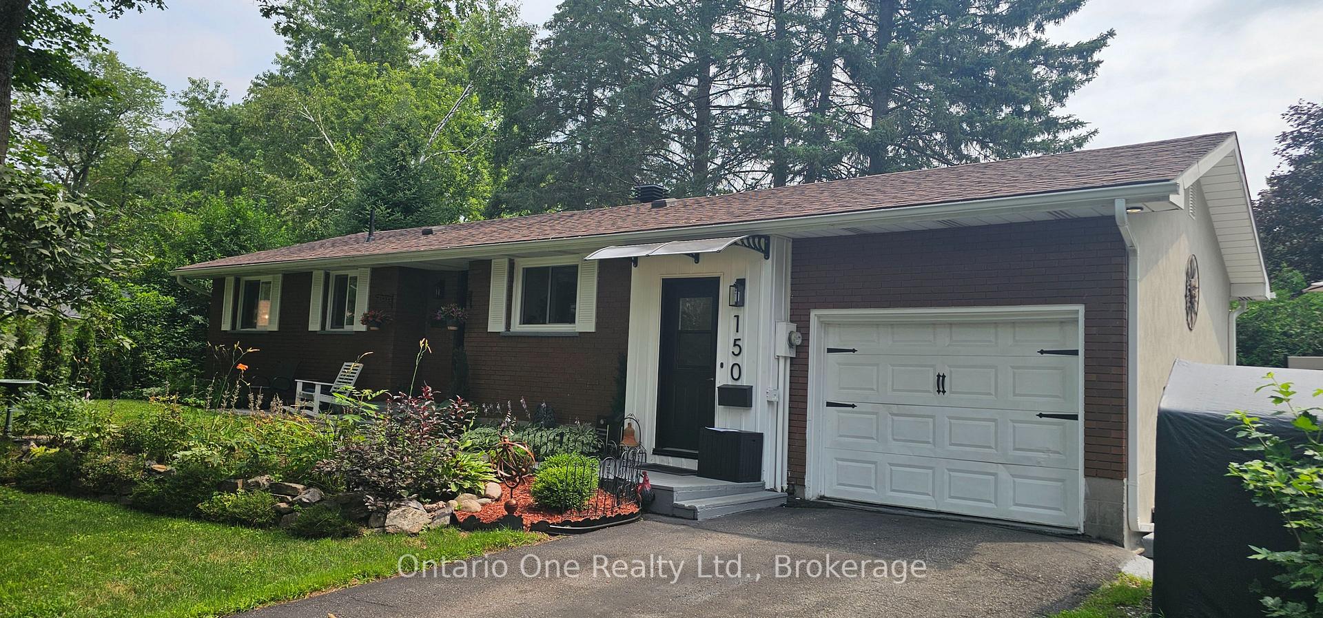Photo 8 of 150 Lofty Pines Crescent, Gravenhurst, Muskoka (S) — HOMEH